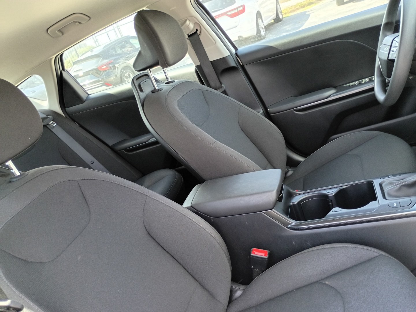 2026 White /Black KIA K4 LX, LXS (3KPFT4DE2TE) , located at 1842 Wirt Road, Houston, TX, 77055, (713) 973-3903, 29.805330, -95.484787- Photo#13