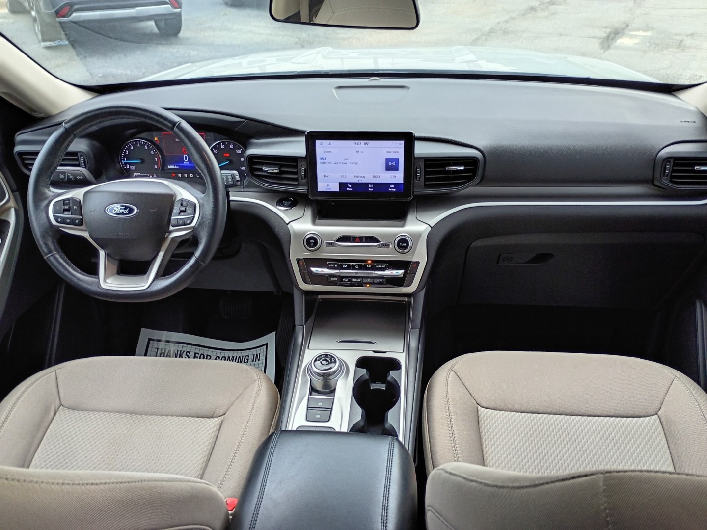 2022 White /BEIGE Ford Explorer XLT (1FMSK7DH8NG) with an 2.3L L4 DOHC 16V engine, 10A transmission, located at 1842 Wirt Road, Houston, TX, 77055, (713) 973-3903, 29.805330, -95.484787- Photo#17