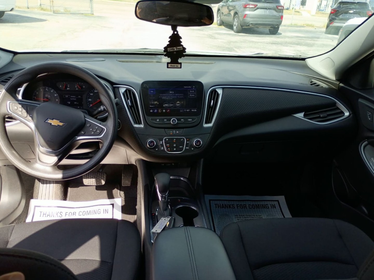 2025 White /Black Chevrolet Malibu 1LT (1G1ZD5ST5SF) with an 1.5L L4 DOHC 16V engine, 6A transmission, located at 1842 Wirt Road, Houston, TX, 77055, (713) 973-3903, 29.805330, -95.484787- Photo#12