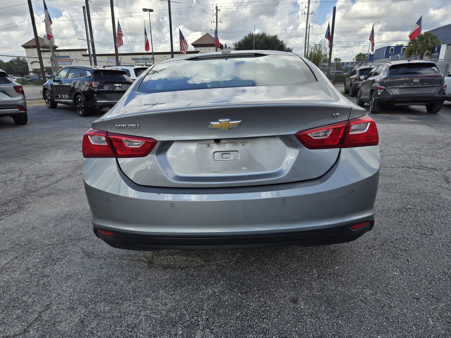 2025 Gray /Black Chevrolet Malibu 1LT (1G1ZD5ST7SF) with an 1.5L L4 DOHC 16V engine, 6A transmission, located at 1842 Wirt Road, Houston, TX, 77055, (713) 973-3903, 29.805330, -95.484787- Photo#3
