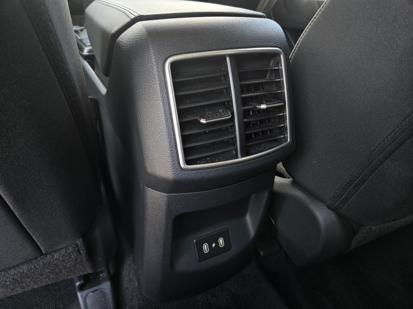 2026 Dark Gray /Black Kia Sportage LX (5XYK23DF8TG) with an 2.5L L4 DOHC 16V engine, 8A transmission, located at 1842 Wirt Road, Houston, TX, 77055, (713) 973-3903, 29.805330, -95.484787- Photo#13