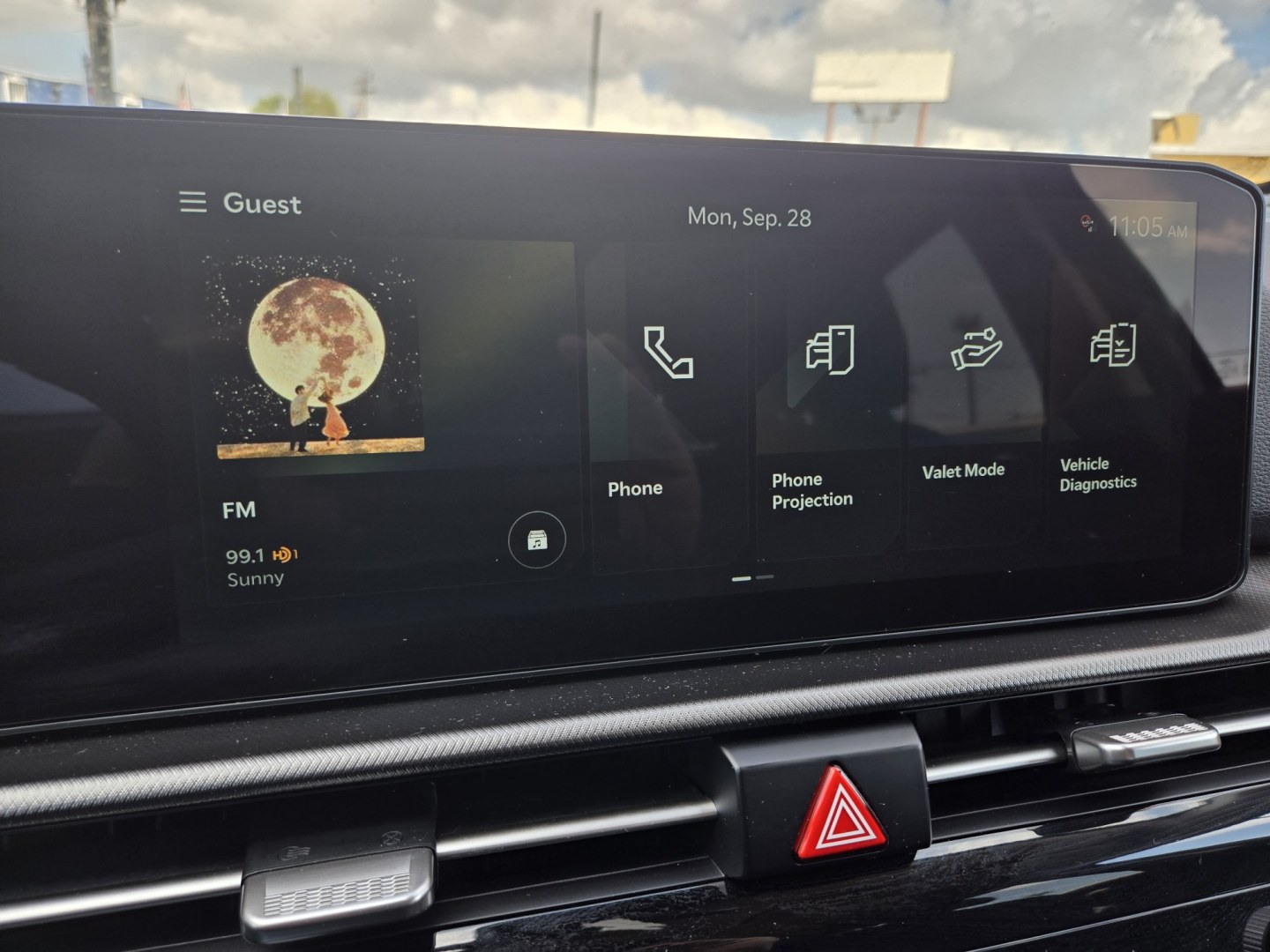 2026 Dark Gray /Black Kia Sportage LX (5XYK23DF8TG) with an 2.5L L4 DOHC 16V engine, 8A transmission, located at 1842 Wirt Road, Houston, TX, 77055, (713) 973-3903, 29.805330, -95.484787- Photo#17