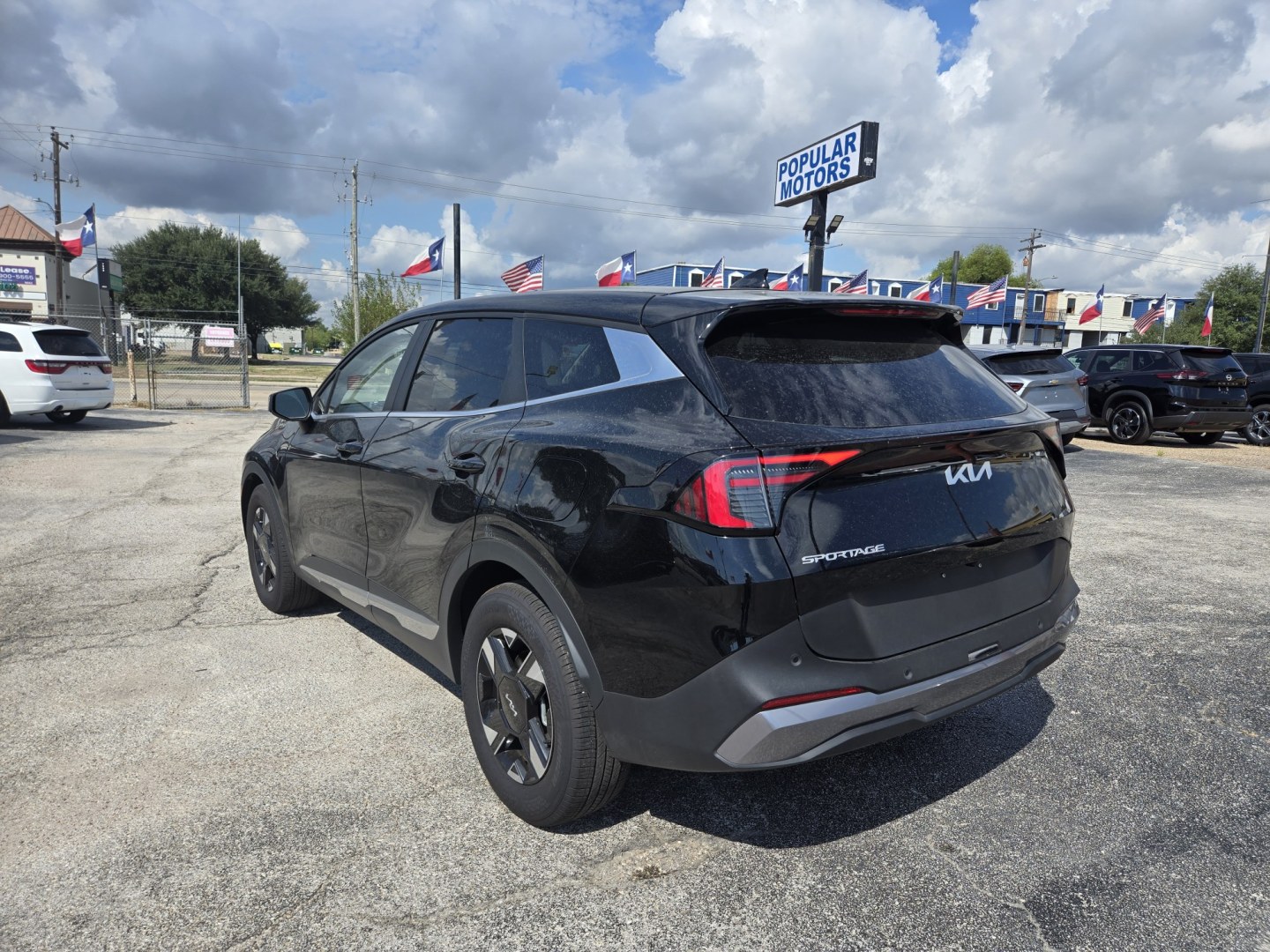 2026 Black /Black Kia Sportage LX (5XYK23DF3TG) with an 2.5L L4 DOHC 16V engine, 8A transmission, located at 1842 Wirt Road, Houston, TX, 77055, (713) 973-3903, 29.805330, -95.484787- Photo#2