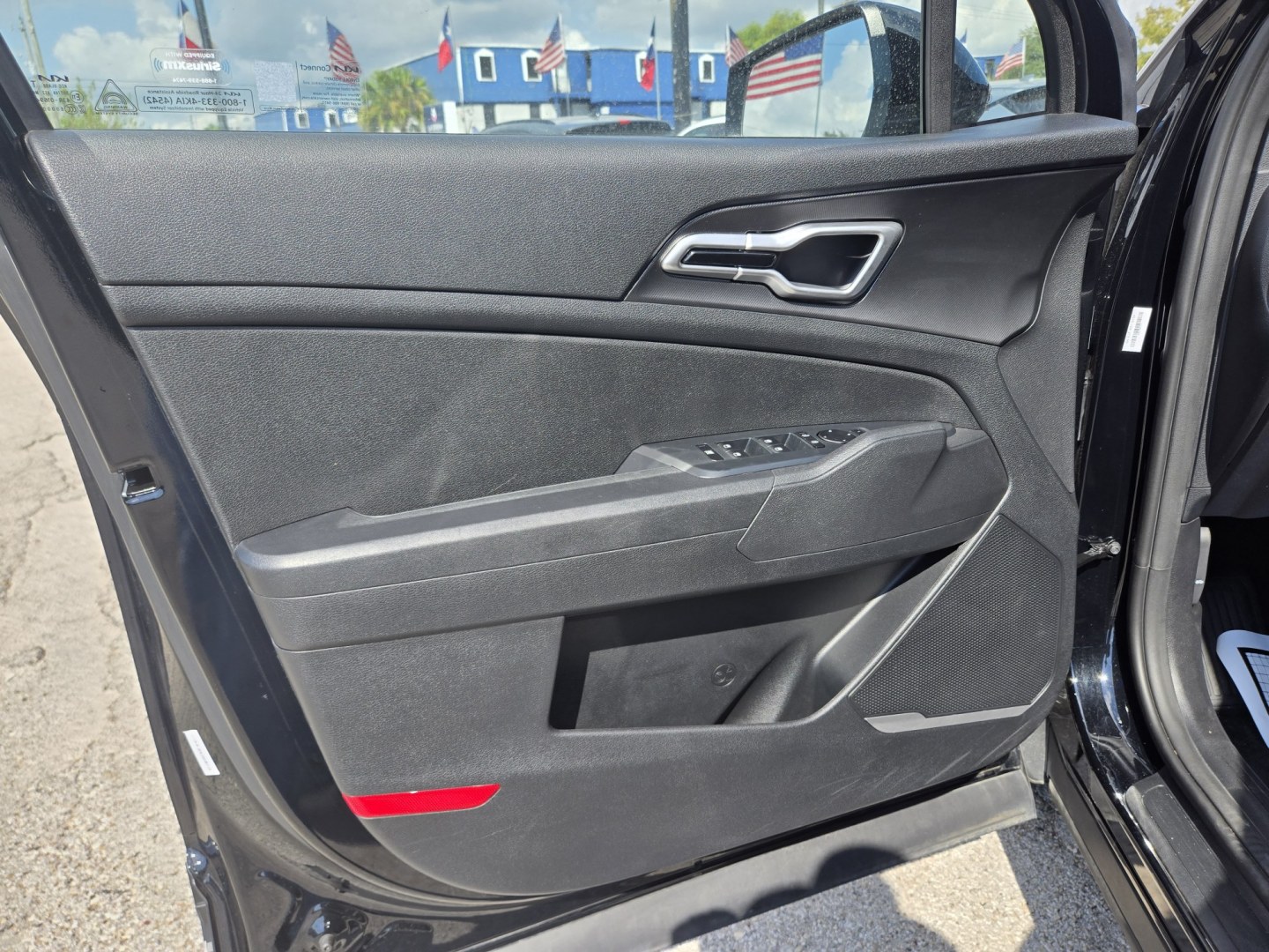 2026 Black /Black Kia Sportage LX (5XYK23DF3TG) with an 2.5L L4 DOHC 16V engine, 8A transmission, located at 1842 Wirt Road, Houston, TX, 77055, (713) 973-3903, 29.805330, -95.484787- Photo#9