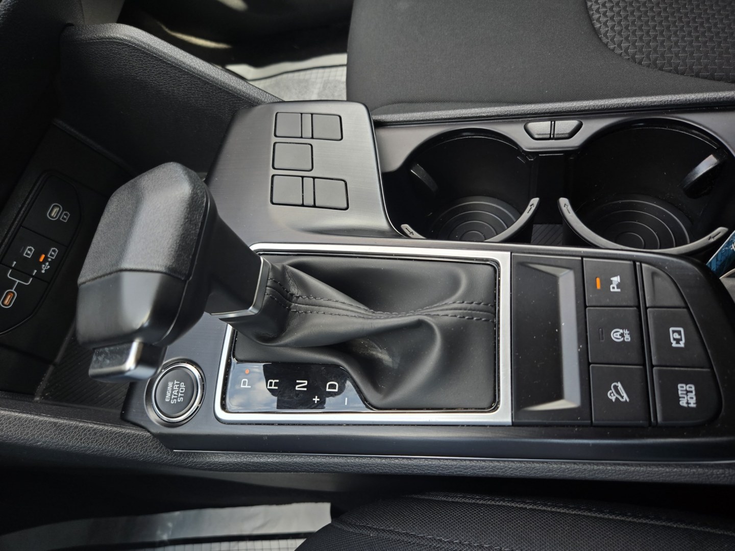 2026 Black /Black Kia Sportage LX (5XYK23DF3TG) with an 2.5L L4 DOHC 16V engine, 8A transmission, located at 1842 Wirt Road, Houston, TX, 77055, (713) 973-3903, 29.805330, -95.484787- Photo#18