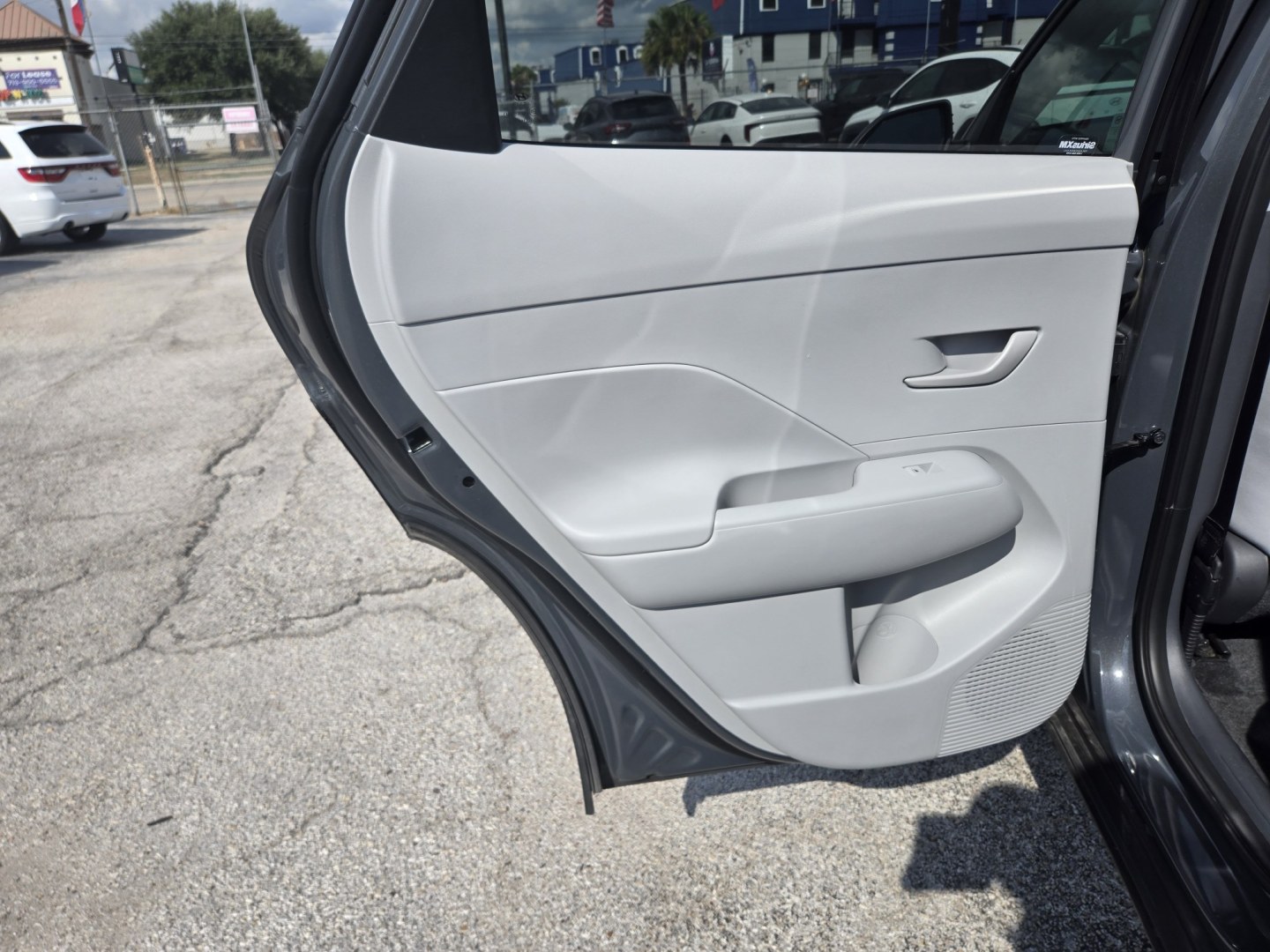 2025 Dark Gray /Black Hyundai Kona SEL (KM8HB3AB0SU) with an 2.0L L4 DOHC 16V engine, CVT transmission, located at 1842 Wirt Road, Houston, TX, 77055, (713) 973-3903, 29.805330, -95.484787- Photo#11