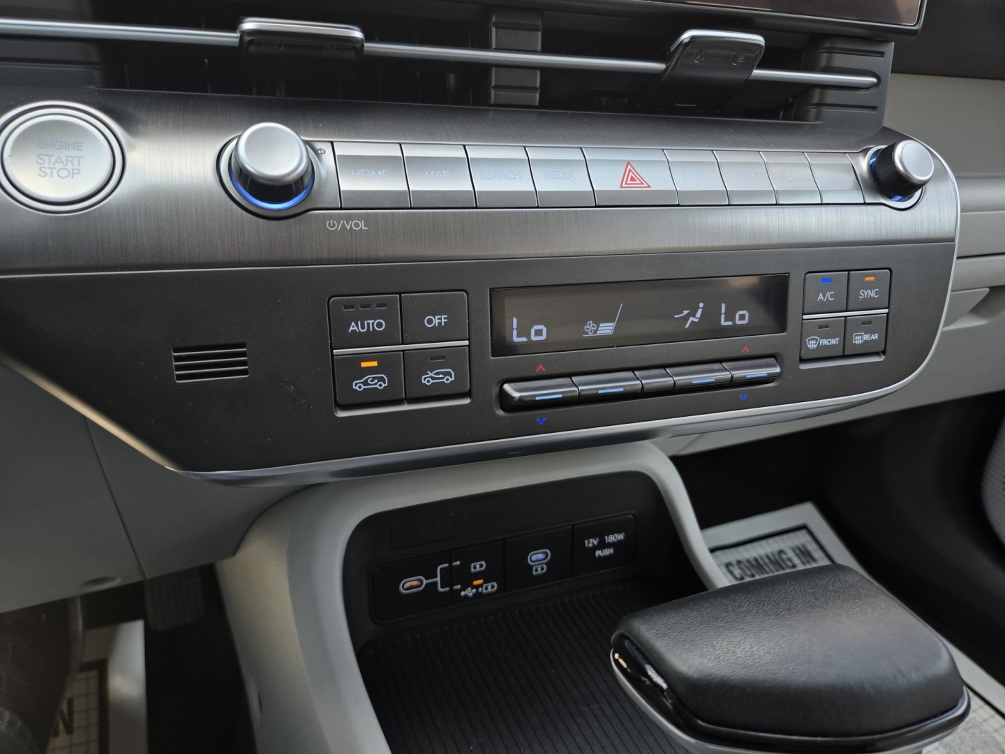 2025 Dark Gray /Black Hyundai Kona SEL (KM8HB3AB0SU) with an 2.0L L4 DOHC 16V engine, CVT transmission, located at 1842 Wirt Road, Houston, TX, 77055, (713) 973-3903, 29.805330, -95.484787- Photo#19