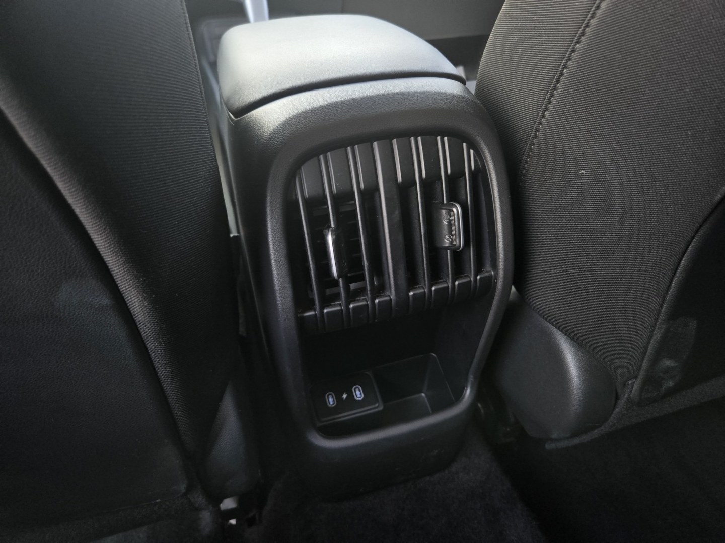 2026 White /Black Hyundai Kona SEL Sport (KM8HF3ABXTU) , located at 1842 Wirt Road, Houston, TX, 77055, (713) 973-3903, 29.805330, -95.484787- Photo#11