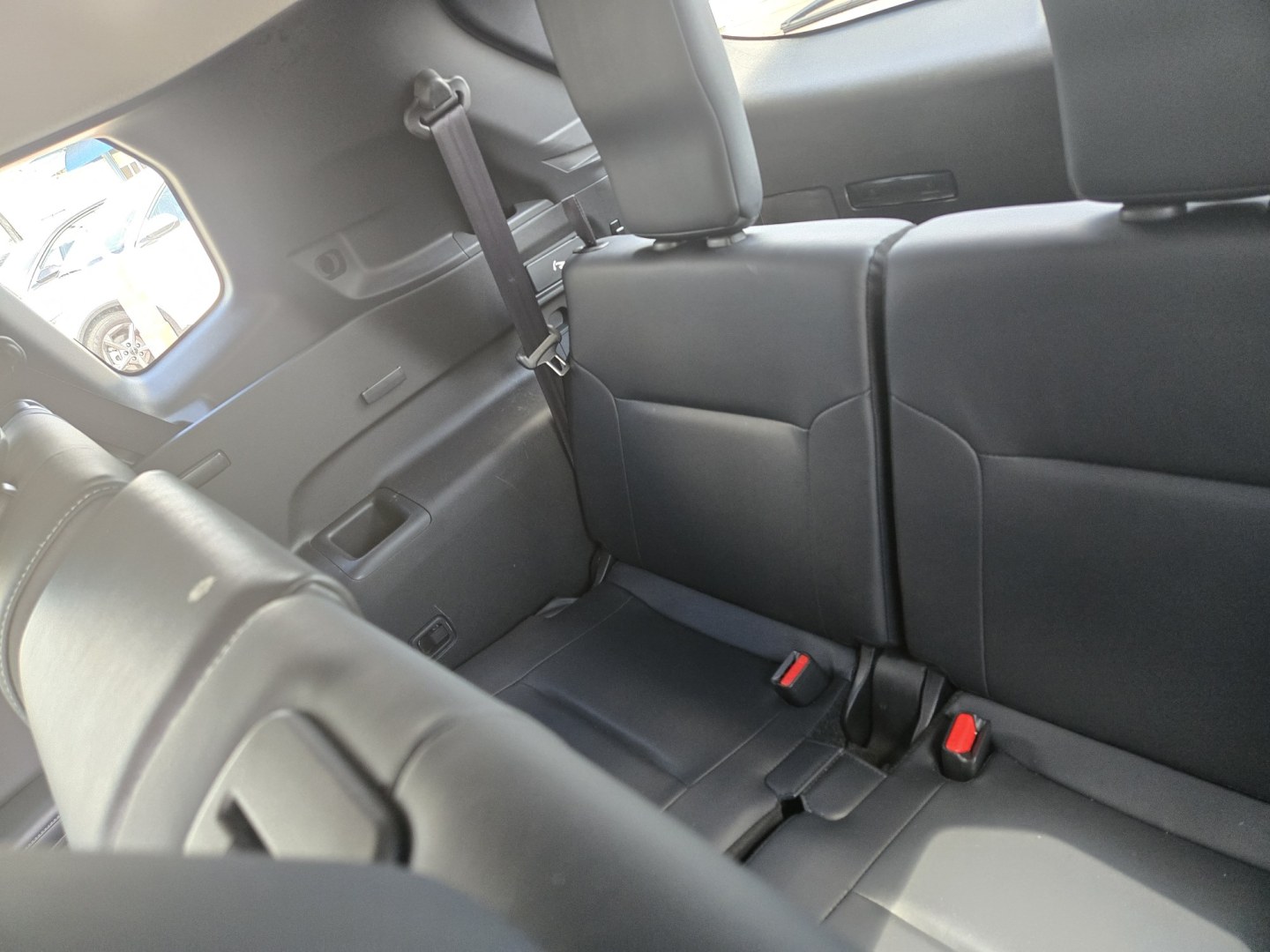 2025 Blue Metallic /Gray Mitsubishi Outlander SE 2WD (JA4J3VA80SZ) with an 2.5L L4 DOHC 16V engine, CVT transmission, located at 1842 Wirt Road, Houston, TX, 77055, (713) 973-3903, 29.805330, -95.484787- Photo#14