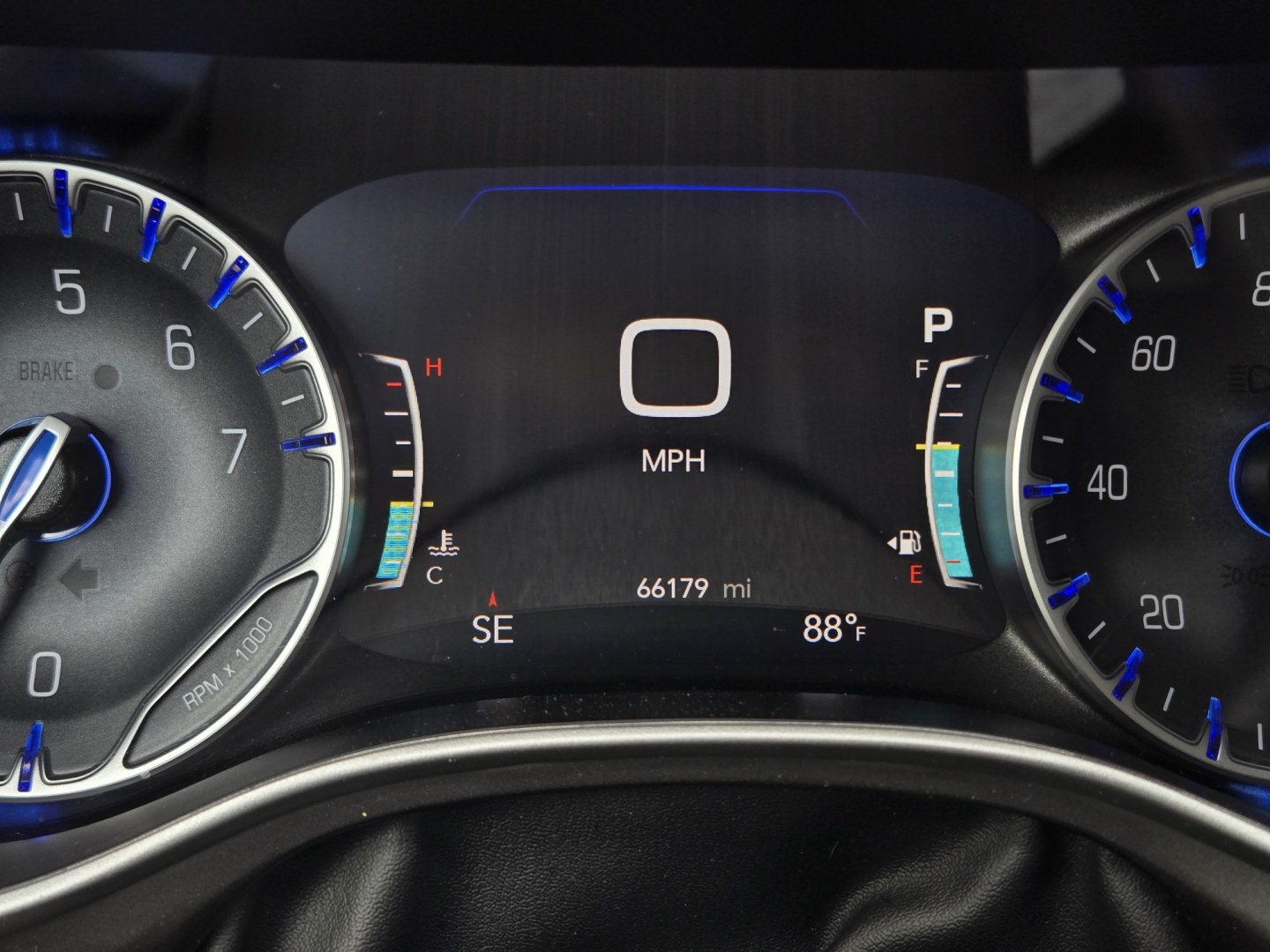 2024 Silver /Black Chrysler Pacifica Touring L (2C4RC1BG0RR) with an 3.6L V6 DOHC 24V engine, 9A transmission, located at 1842 Wirt Road, Houston, TX, 77055, (713) 973-3903, 29.805330, -95.484787- Photo#15