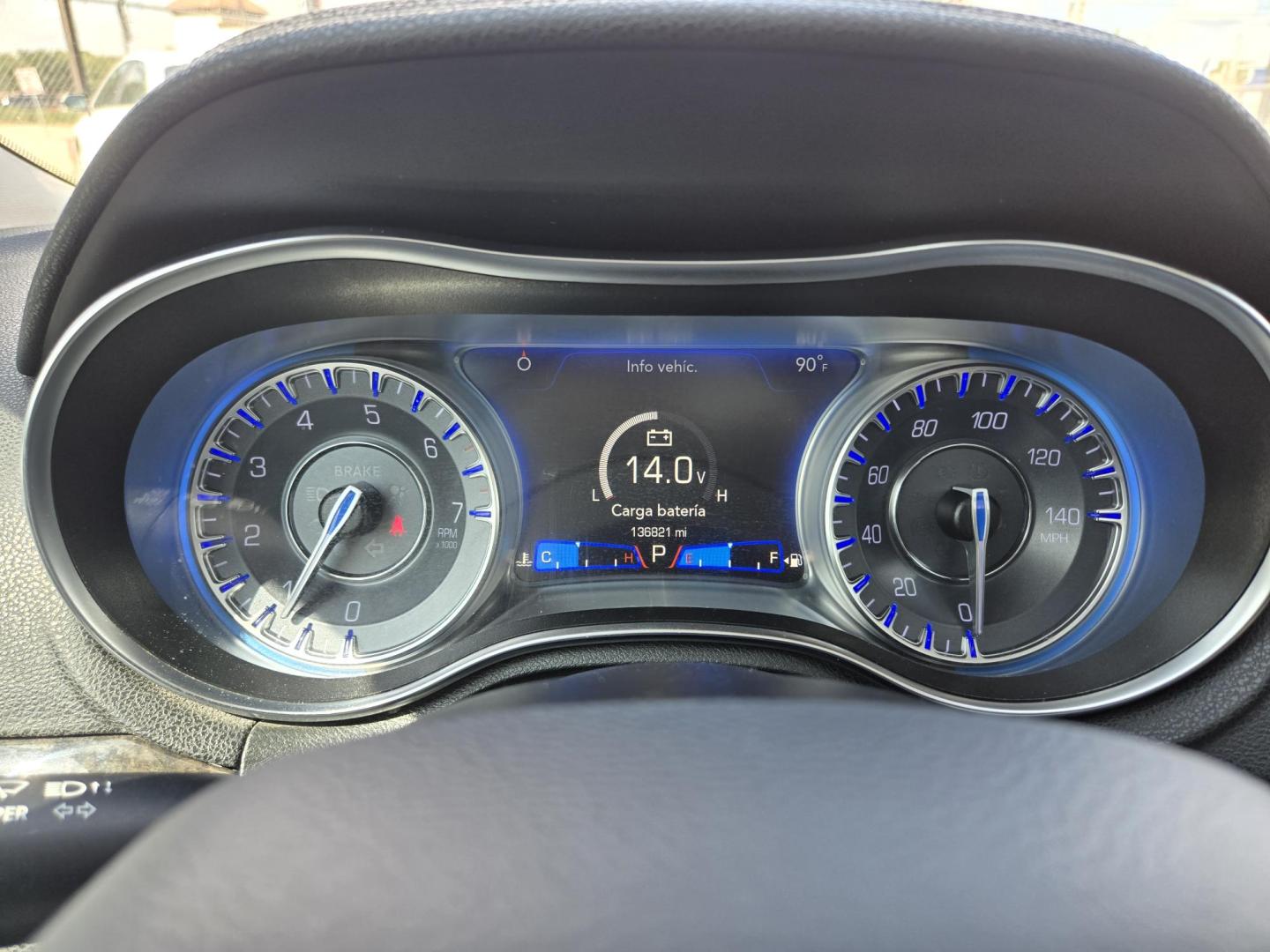 2019 White /Black Chrysler 300 Limited RWD (2C3CCAEG3KH) with an 3.6L V6 SOHC 24V engine, 8A transmission, located at 1842 Wirt Road, Houston, TX, 77055, (713) 973-3903, 29.805330, -95.484787 - Photo#18