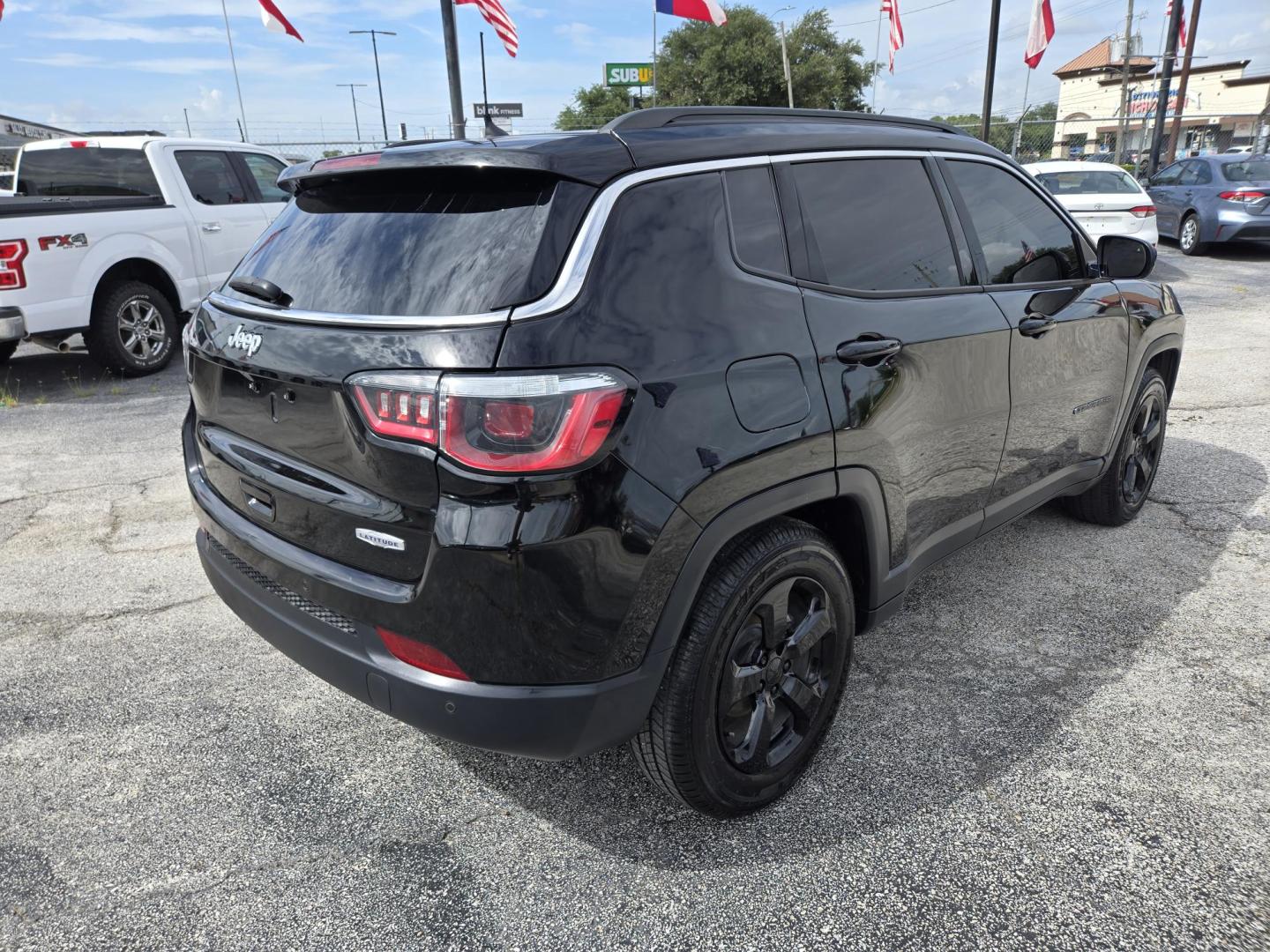 2018 Black /Black Jeep Compass Sport FWD (3C4NJCBB4JT) with an 2.4L L4 DOHC 16V engine, located at 1842 Wirt Road, Houston, TX, 77055, (713) 973-3903, 29.805330, -95.484787 - Photo#4