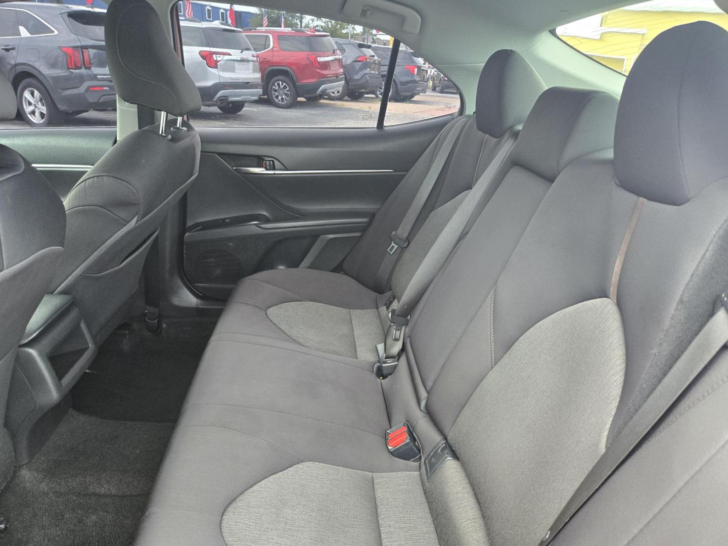 2020 Maroon Toyota Camry LE (4T1C11AK3LU) with an 2.5L L4 DOHC 16V engine, 8A transmission, located at 1842 Wirt Road, Houston, TX, 77055, (713) 973-3903, 29.805330, -95.484787 - Photo#10