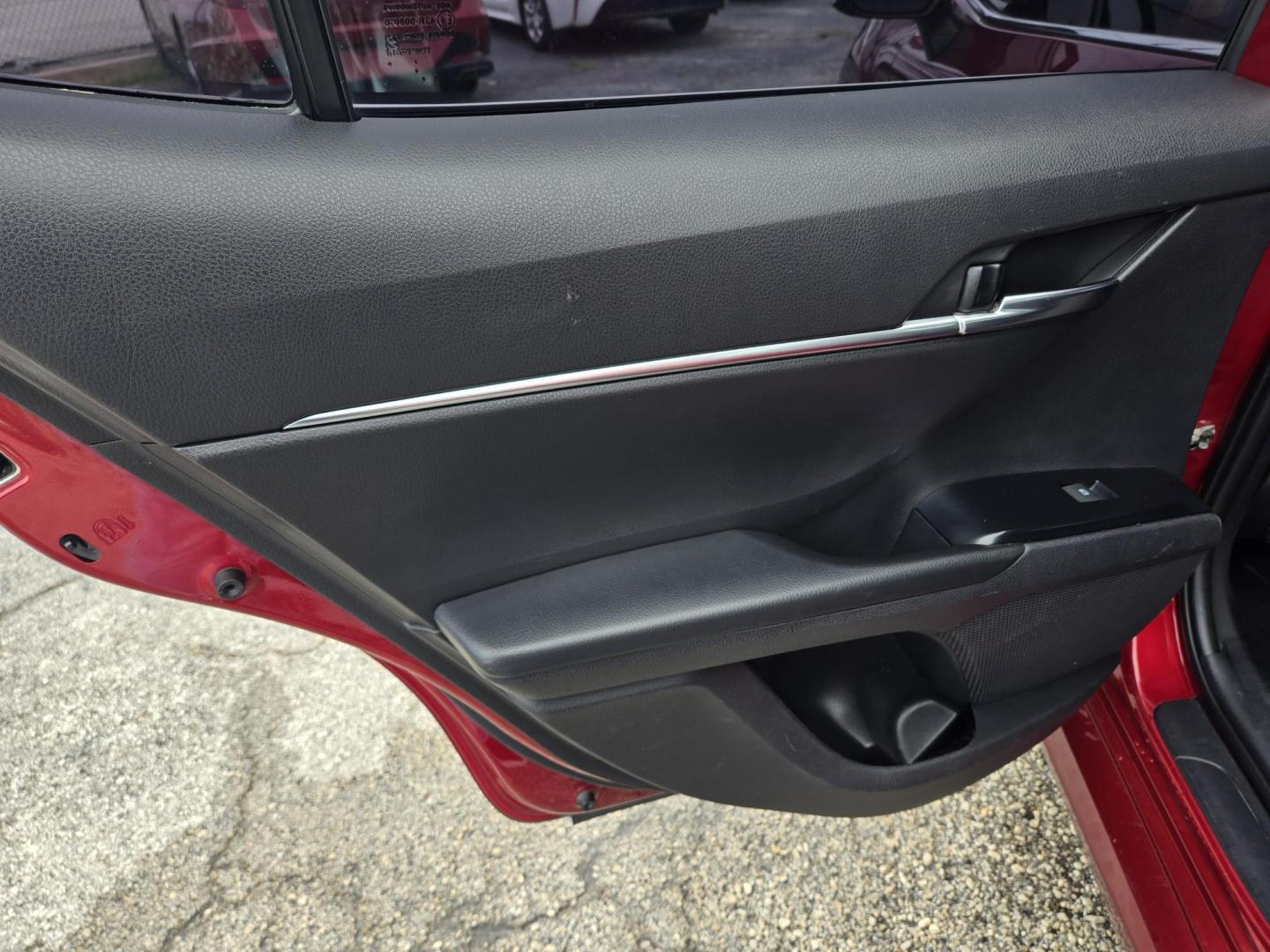 2020 Maroon Toyota Camry LE (4T1C11AK3LU) with an 2.5L L4 DOHC 16V engine, 8A transmission, located at 1842 Wirt Road, Houston, TX, 77055, (713) 973-3903, 29.805330, -95.484787 - Photo#11