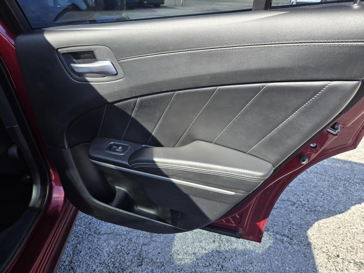 2019 Maroon /Black Dodge Charger SXT (2C3CDXBG3KH) with an 3.6L V6 DOHC 24V engine, 8A transmission, located at 1842 Wirt Road, Houston, TX, 77055, (713) 973-3903, 29.805330, -95.484787 - Photo#16