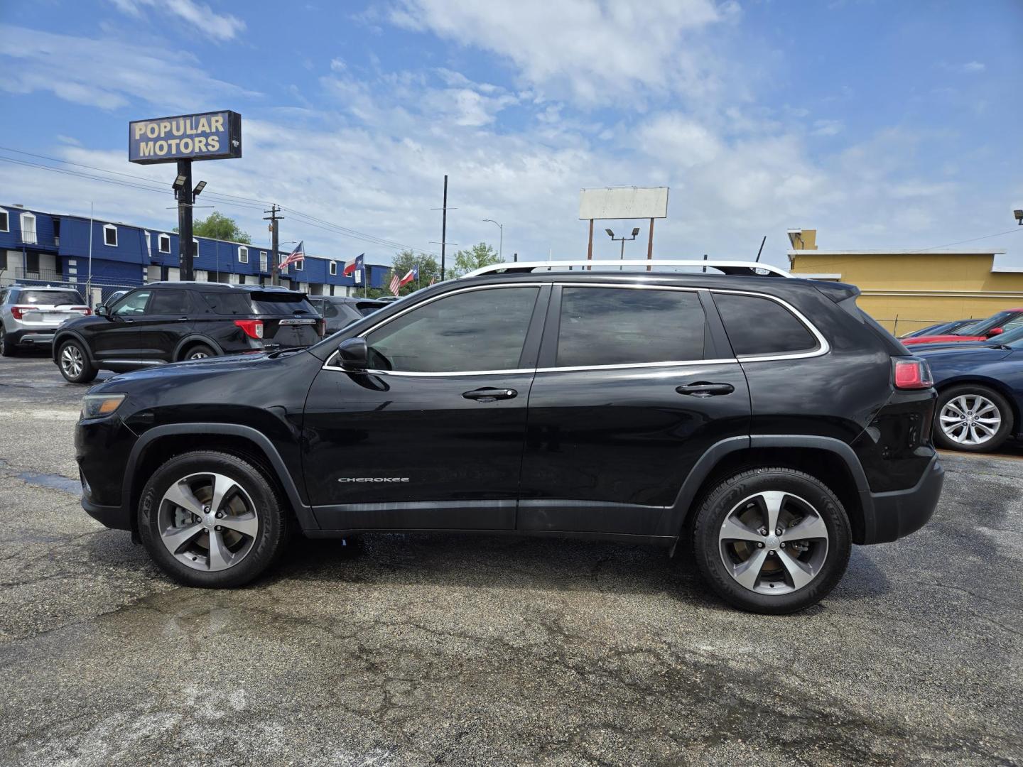 2020 Black /BLACK Jeep Cherokee Limited 4WD (1C4PJMDX0LD) with an 3.2L V6 DOHC 24V engine, 9A transmission, located at 1842 Wirt Road, Houston, TX, 77055, (713) 973-3903, 29.805330, -95.484787 - Photo#1