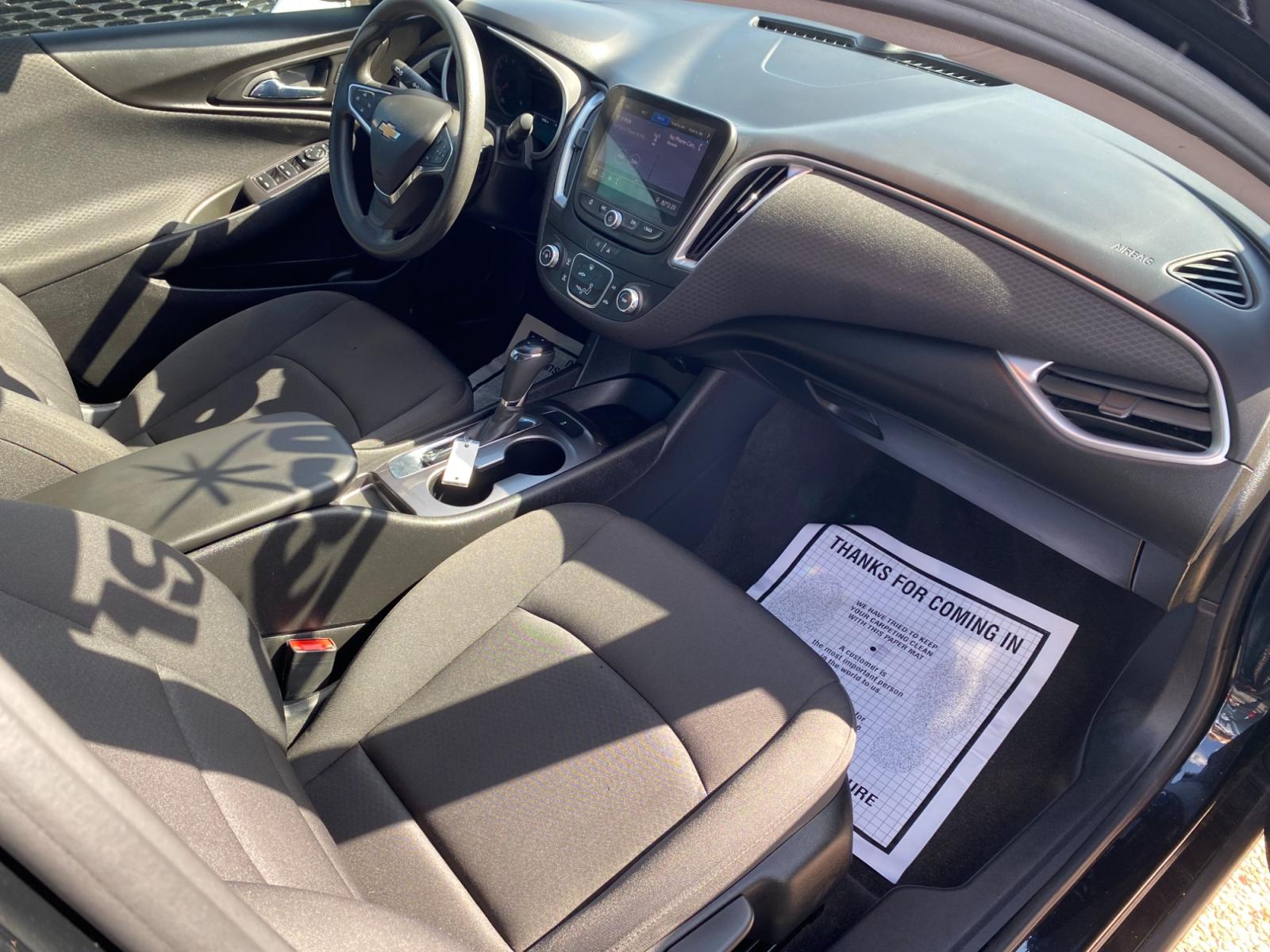2021 Gray /GRAY Chevrolet Malibu LT (1G1ZD5ST6MF) with an 1.5L L4 DOHC 16V engine, 6A transmission, located at 1842 Wirt Road, Houston, TX, 77055, (713) 973-3903, 29.805330, -95.484787 - Photo #13