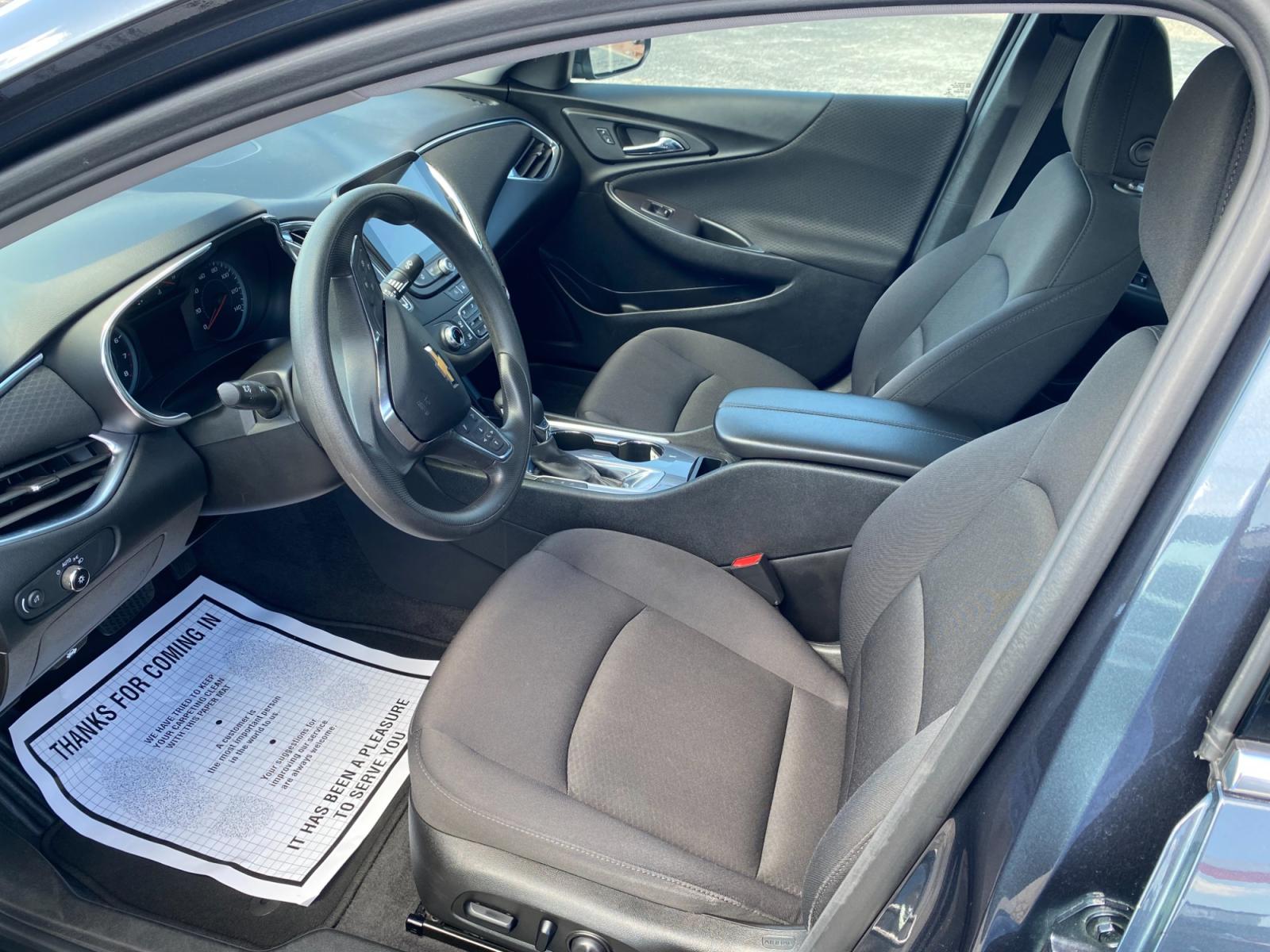 2021 Gray /GRAY Chevrolet Malibu LT (1G1ZD5ST6MF) with an 1.5L L4 DOHC 16V engine, 6A transmission, located at 1842 Wirt Road, Houston, TX, 77055, (713) 973-3903, 29.805330, -95.484787 - Photo #7