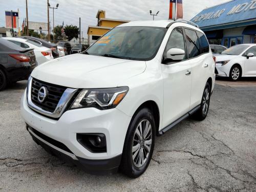2020 Nissan Pathfinder SV