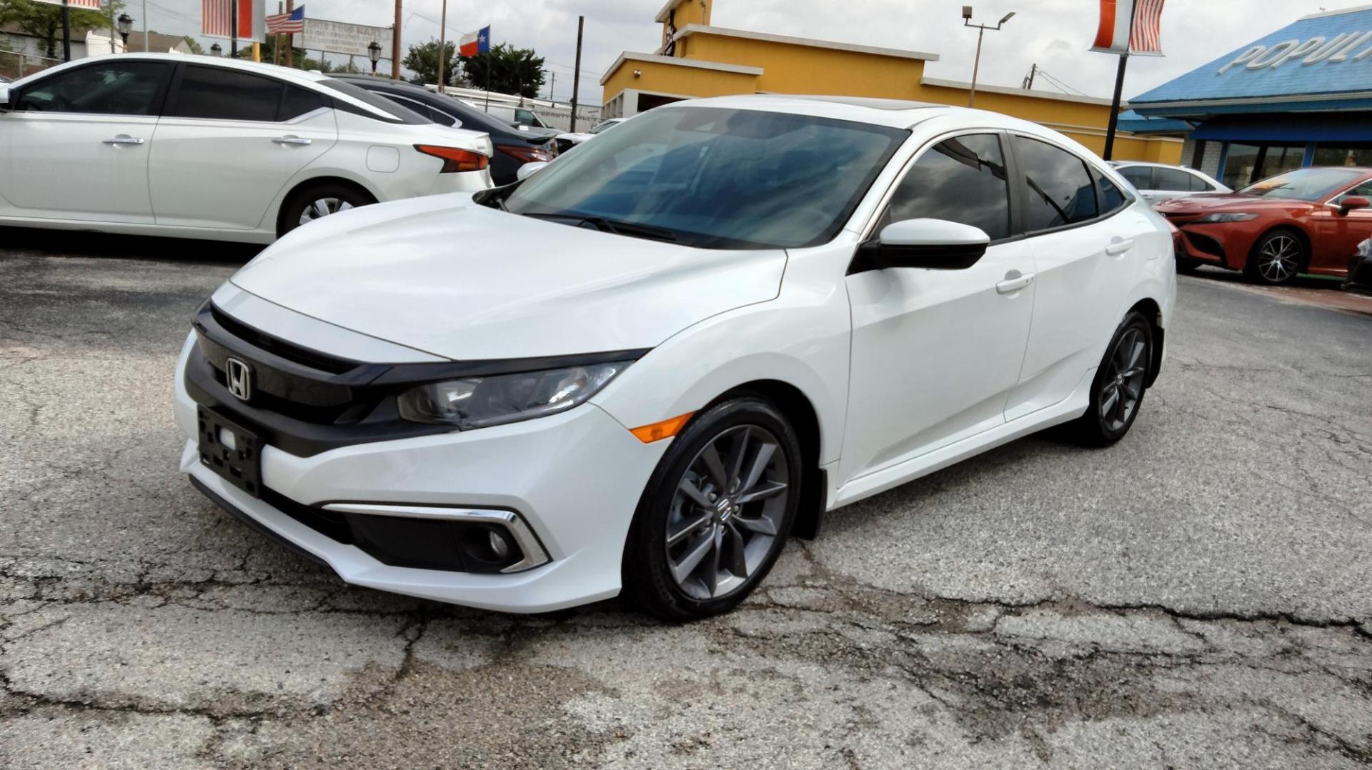 2020 White /Black Honda Civic EX-L Sedan CVT (19XFC1F77LE) with an 1.5L L4 DOHC 16V TURBO engine, CVT transmission, located at 1842 Wirt Road, Houston, TX, 77055, (713) 973-3903, 29.805330, -95.484787 - Photo#0