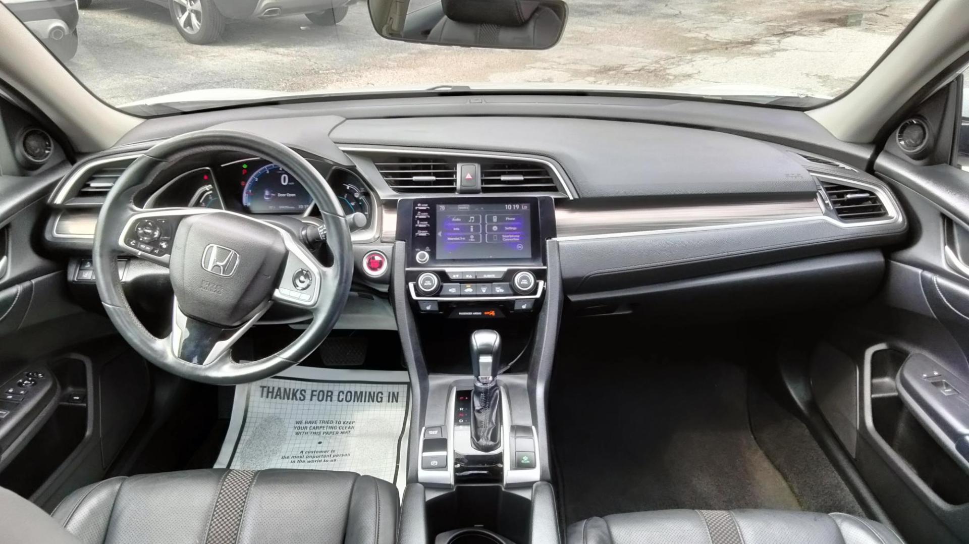 2020 White /Black Honda Civic EX-L Sedan CVT (19XFC1F77LE) with an 1.5L L4 DOHC 16V TURBO engine, CVT transmission, located at 1842 Wirt Road, Houston, TX, 77055, (713) 973-3903, 29.805330, -95.484787 - Photo#16