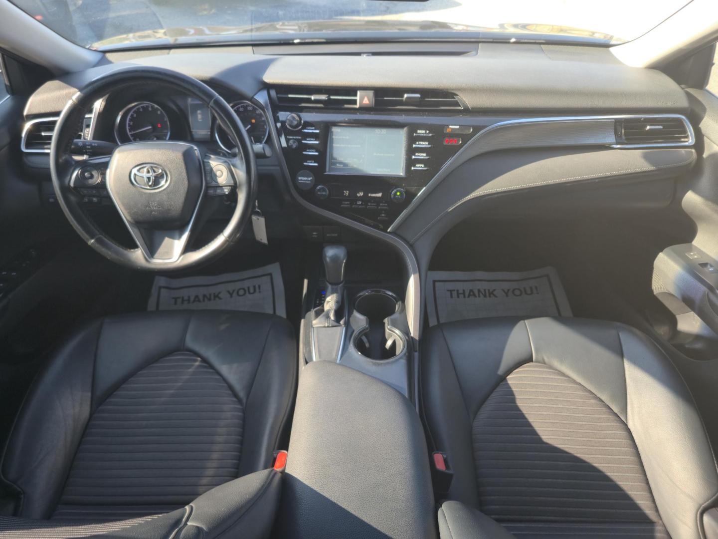 2018 Black /BLACK Toyota Camry SE (4T1B11HK9JU) with an 2.5L L4 DOHC 16V engine, 8A transmission, located at 1842 Wirt Road, Houston, TX, 77055, (713) 973-3903, 29.805330, -95.484787 - Photo#16