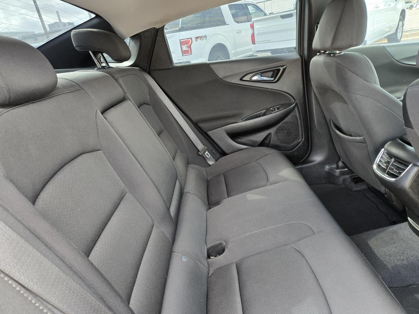 2022 BLUE /BLACK Chevrolet Malibu LT (1G1ZD5ST0NF) with an 1.5L L4 DOHC 16V engine, 6A transmission, located at 1842 Wirt Road, Houston, TX, 77055, (713) 973-3903, 29.805330, -95.484787 - Photo#14