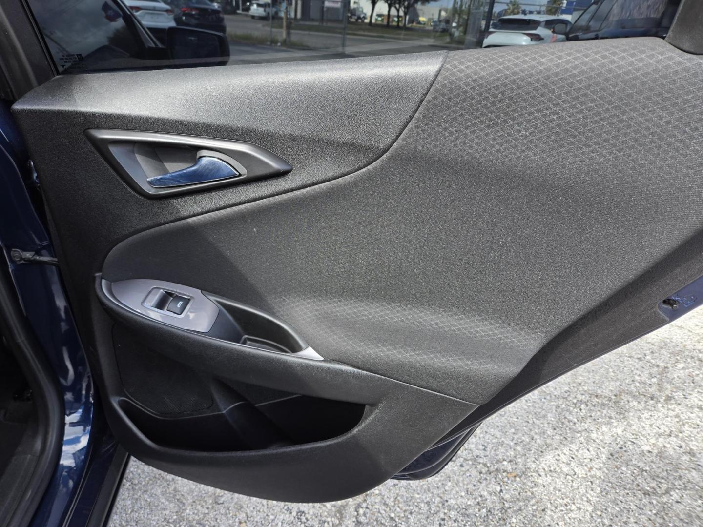 2022 BLUE /BLACK Chevrolet Malibu LT (1G1ZD5ST0NF) with an 1.5L L4 DOHC 16V engine, 6A transmission, located at 1842 Wirt Road, Houston, TX, 77055, (713) 973-3903, 29.805330, -95.484787 - Photo#15