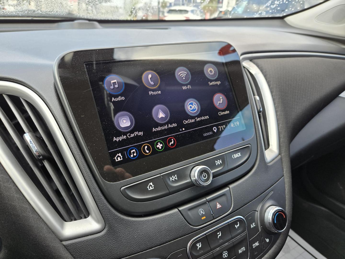2022 BLUE /BLACK Chevrolet Malibu LT (1G1ZD5ST0NF) with an 1.5L L4 DOHC 16V engine, 6A transmission, located at 1842 Wirt Road, Houston, TX, 77055, (713) 973-3903, 29.805330, -95.484787 - Photo#20