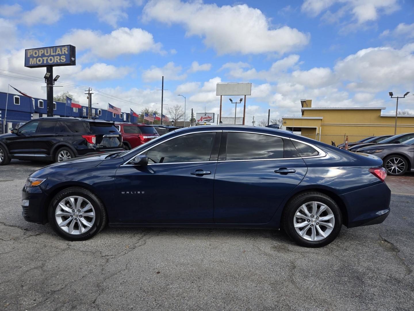 2022 BLUE /BLACK Chevrolet Malibu LT (1G1ZD5ST0NF) with an 1.5L L4 DOHC 16V engine, 6A transmission, located at 1842 Wirt Road, Houston, TX, 77055, (713) 973-3903, 29.805330, -95.484787 - Photo#1
