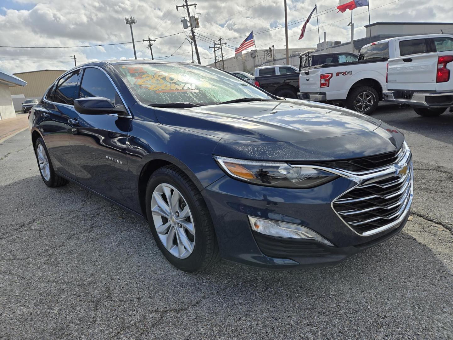 2022 BLUE /BLACK Chevrolet Malibu LT (1G1ZD5ST0NF) with an 1.5L L4 DOHC 16V engine, 6A transmission, located at 1842 Wirt Road, Houston, TX, 77055, (713) 973-3903, 29.805330, -95.484787 - Photo#6