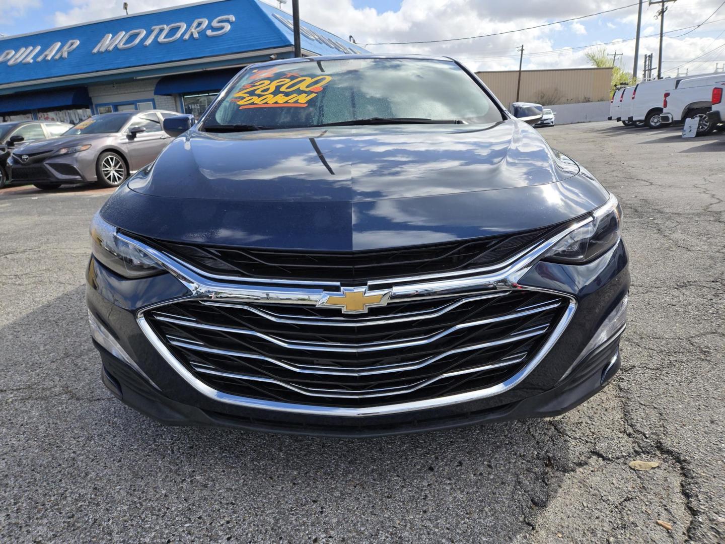 2022 BLUE /BLACK Chevrolet Malibu LT (1G1ZD5ST0NF) with an 1.5L L4 DOHC 16V engine, 6A transmission, located at 1842 Wirt Road, Houston, TX, 77055, (713) 973-3903, 29.805330, -95.484787 - Photo#7