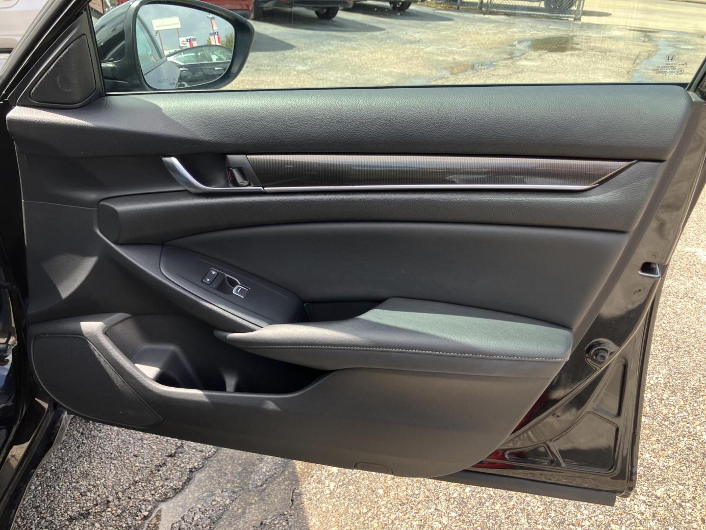 2021 Black /Black Honda Accord Sport CVT (1HGCV1F39MA) with an 1.5L L4 DOHC 16V TURBO engine, CVT transmission, located at 1842 Wirt Road, Houston, TX, 77055, (713) 973-3903, 29.805330, -95.484787 - Photo#13