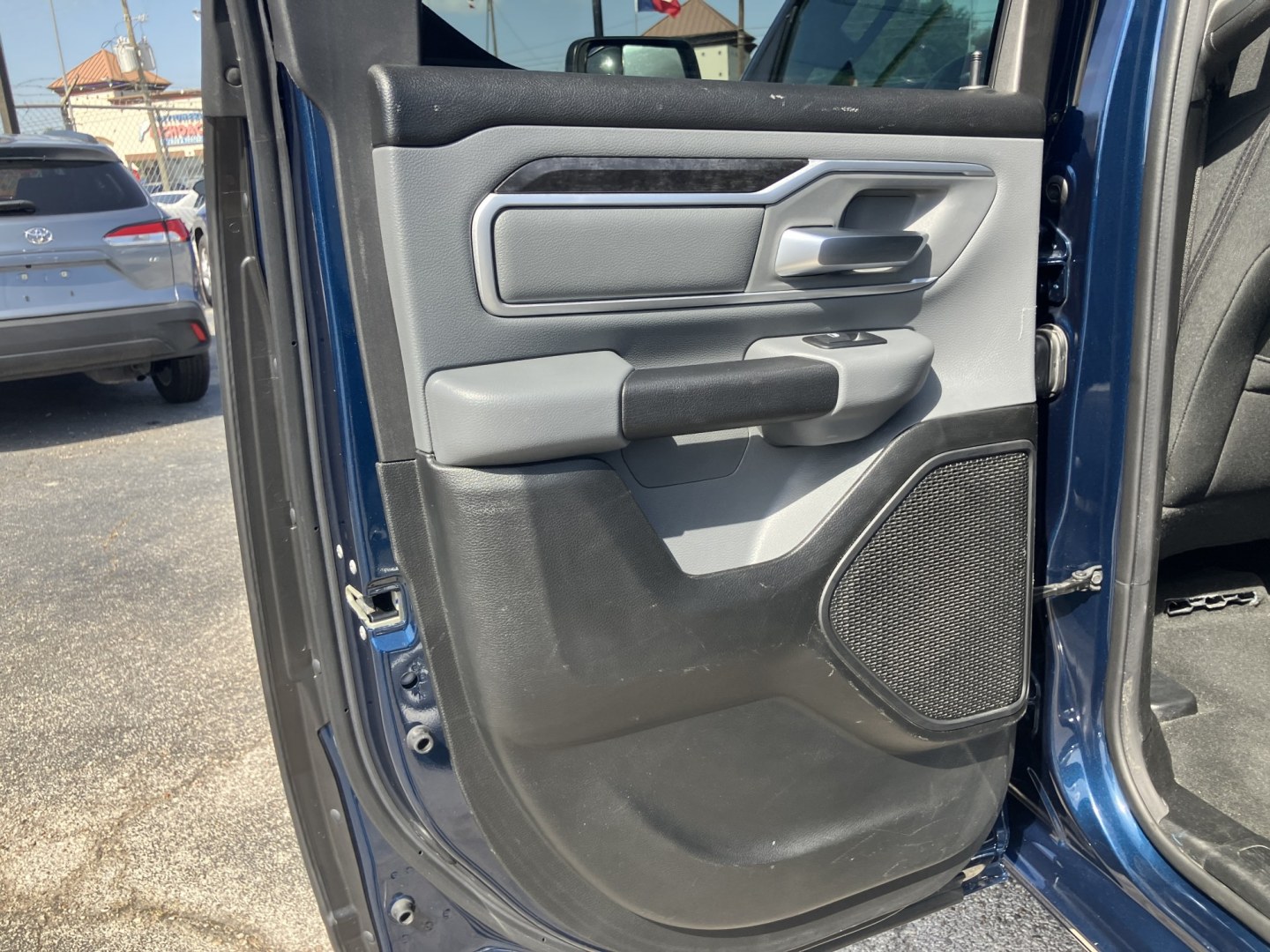 2022 BLUE /Gray RAM 1500 Big Horn Quad Cab 2WD (1C6RREBG4NN) with an 3.6L V6 DOHC 24V engine, 8A transmission, located at 1842 Wirt Road, Houston, TX, 77055, (713) 973-3903, 29.805330, -95.484787- Photo#11