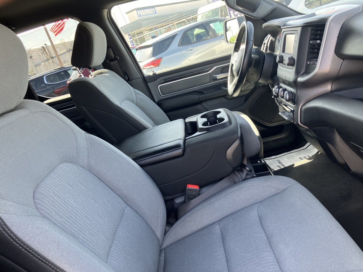2022 BLUE /Gray RAM 1500 Big Horn Quad Cab 2WD (1C6RREBG4NN) with an 3.6L V6 DOHC 24V engine, 8A transmission, located at 1842 Wirt Road, Houston, TX, 77055, (713) 973-3903, 29.805330, -95.484787- Photo#12