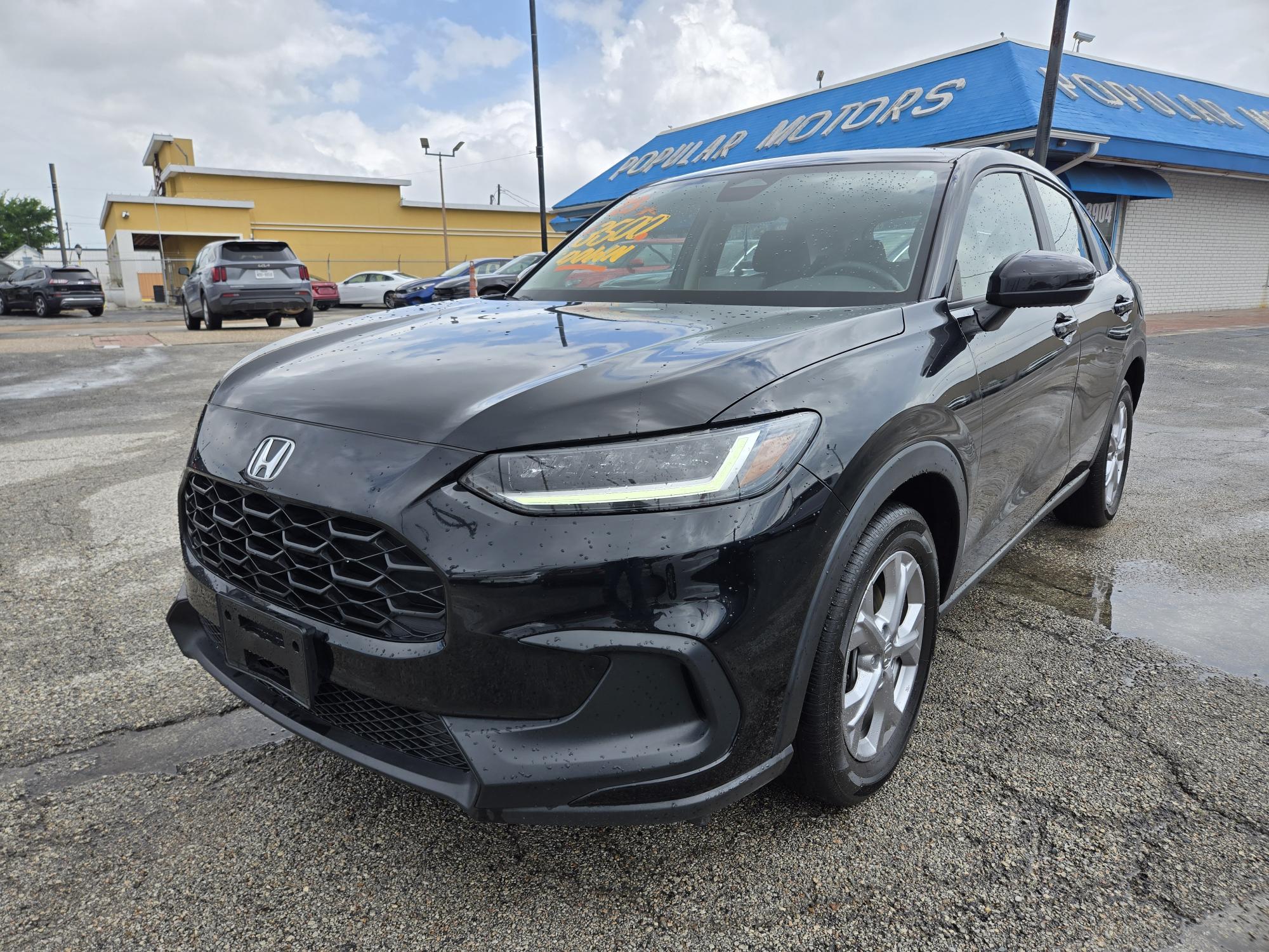 photo of 2023 Honda HR-V LX AWD