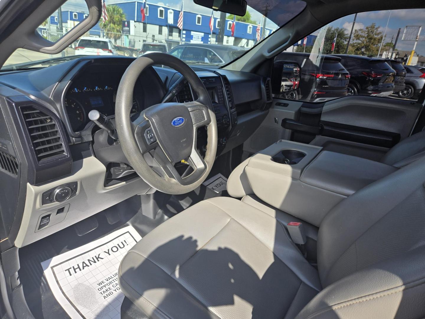 2018 White /Gray Ford F-150 XL SuperCrew 5.5-ft. 2WD (1FTEW1C51JK) with an 5.0L V8 OHV 32V engine, 6A transmission, located at 1842 Wirt Road, Houston, TX, 77055, (713) 973-3903, 29.805330, -95.484787 - Photo#8