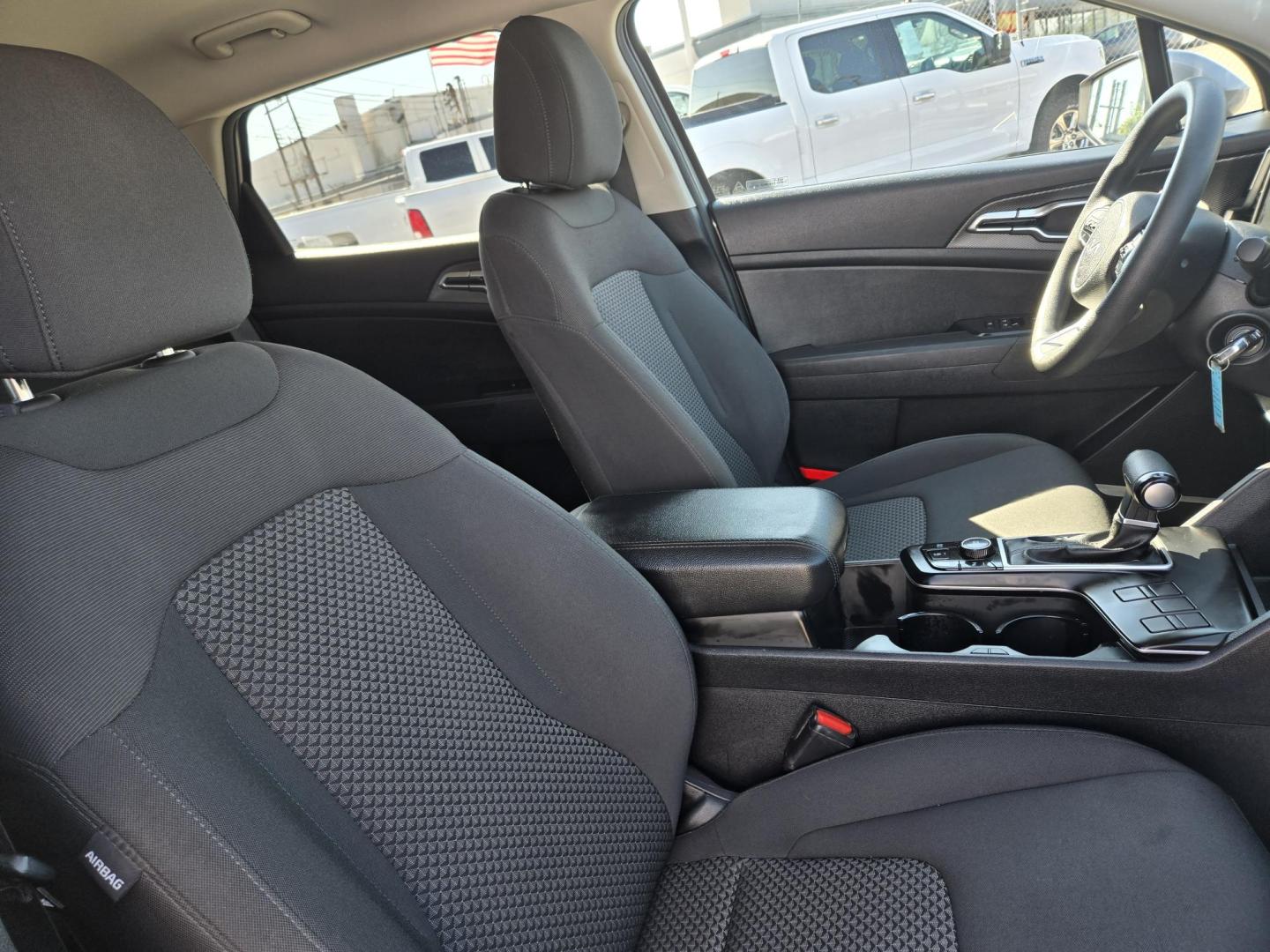 2023 Silver /Black Kia Sportage (KNDPU3AF2P7) , located at 1842 Wirt Road, Houston, TX, 77055, (713) 973-3903, 29.805330, -95.484787 - Photo#12