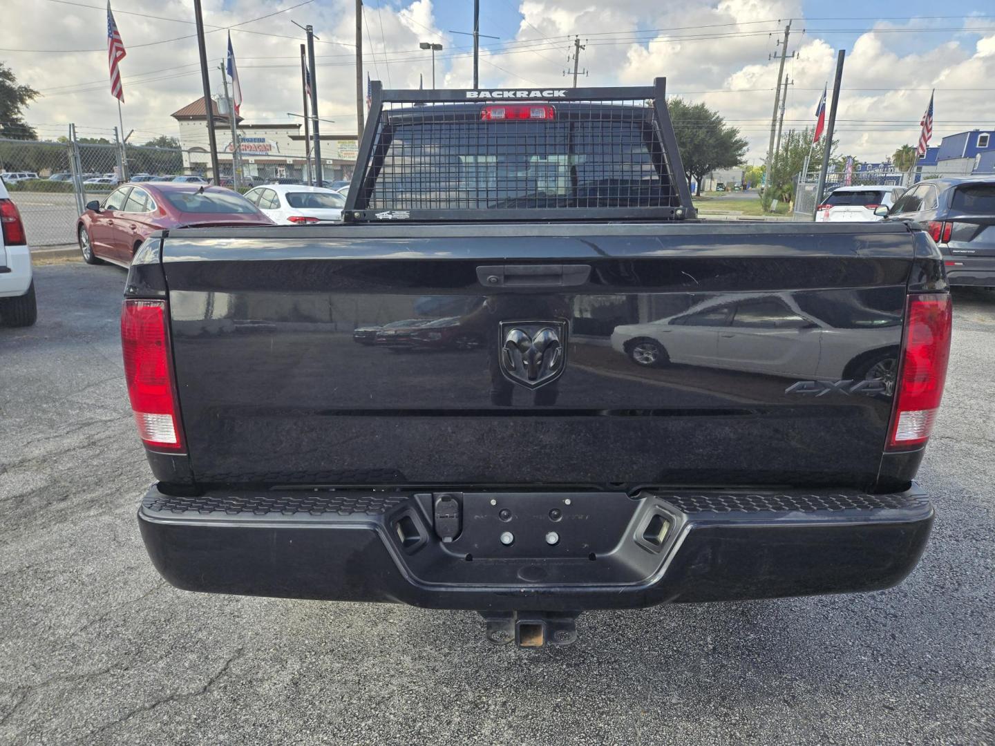2019 Black /Black RAM 1500 Tradesman Quad Cab 4WD (1C6RR7FG5KS) with an 3.6L V6 DOHC 24V FFV engine, 8A transmission, located at 1842 Wirt Road, Houston, TX, 77055, (713) 973-3903, 29.805330, -95.484787 - Photo#3