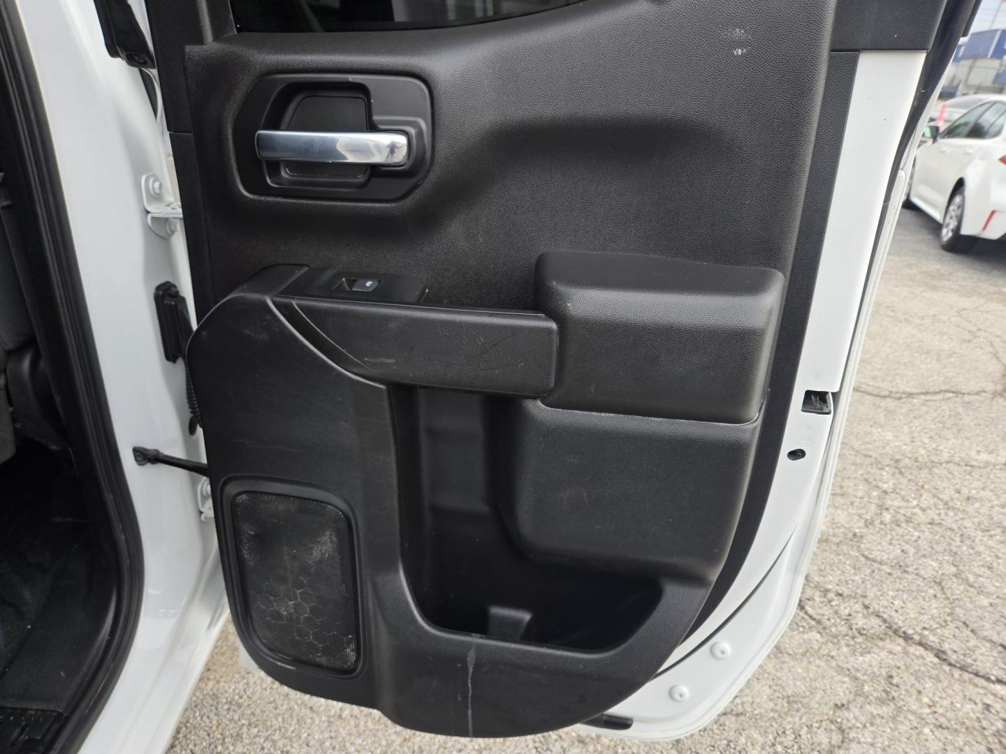 2021 White /Black Chevrolet Silverado 1500 (1GCRWAEH2MZ) , located at 1842 Wirt Road, Houston, TX, 77055, (713) 973-3903, 29.805330, -95.484787 - Photo#16