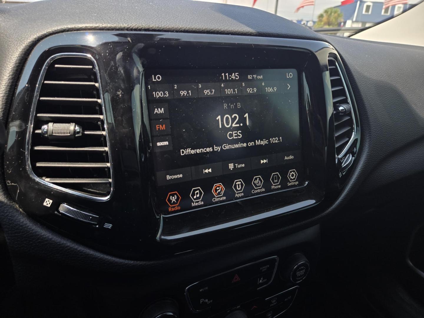 2021 Gray /BLACK Jeep Compass (3C4NJDCB7MT) , located at 1842 Wirt Road, Houston, TX, 77055, (713) 973-3903, 29.805330, -95.484787 - Photo#19