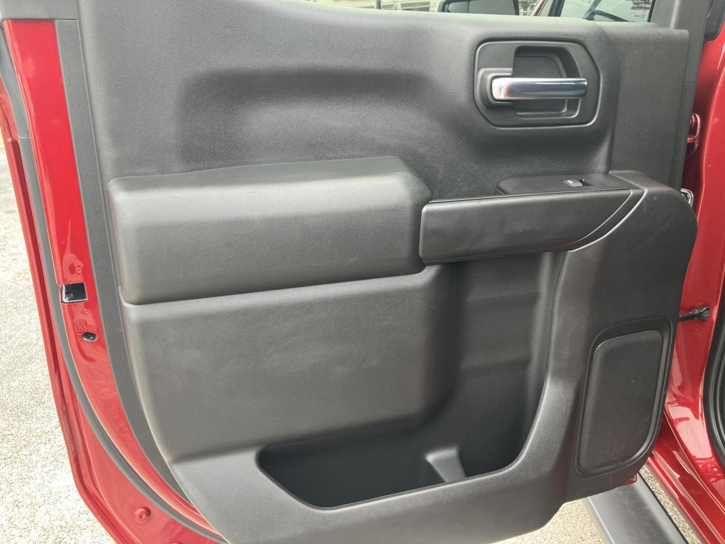 2020 Red /Black Chevrolet Silverado 1500 (3GCPWCED6LG) with an 5.3L engine, located at 1842 Wirt Road, Houston, TX, 77055, (713) 973-3903, 29.805330, -95.484787 - Photo#11
