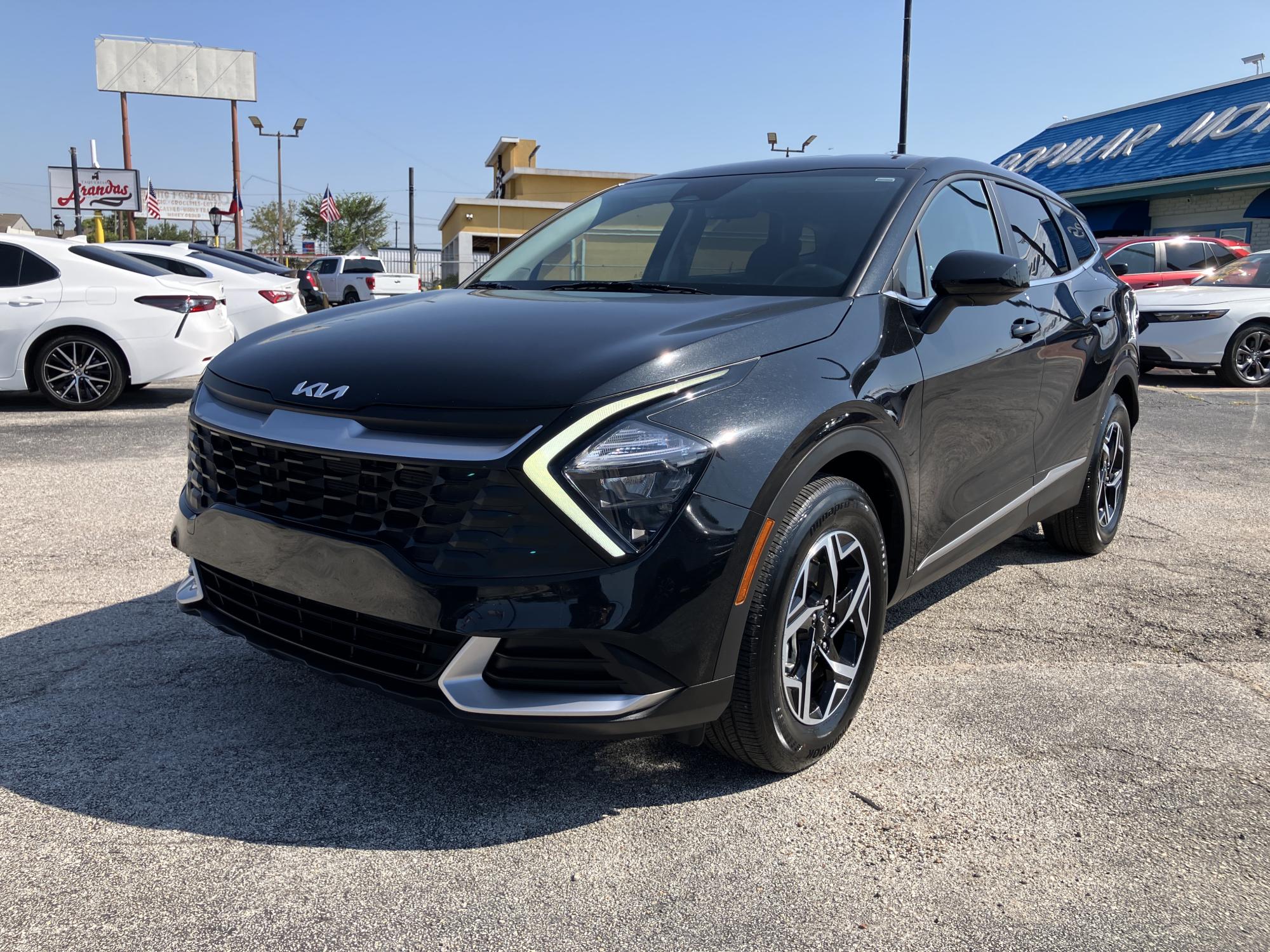 photo of 2023 Kia Sportage LX FWD