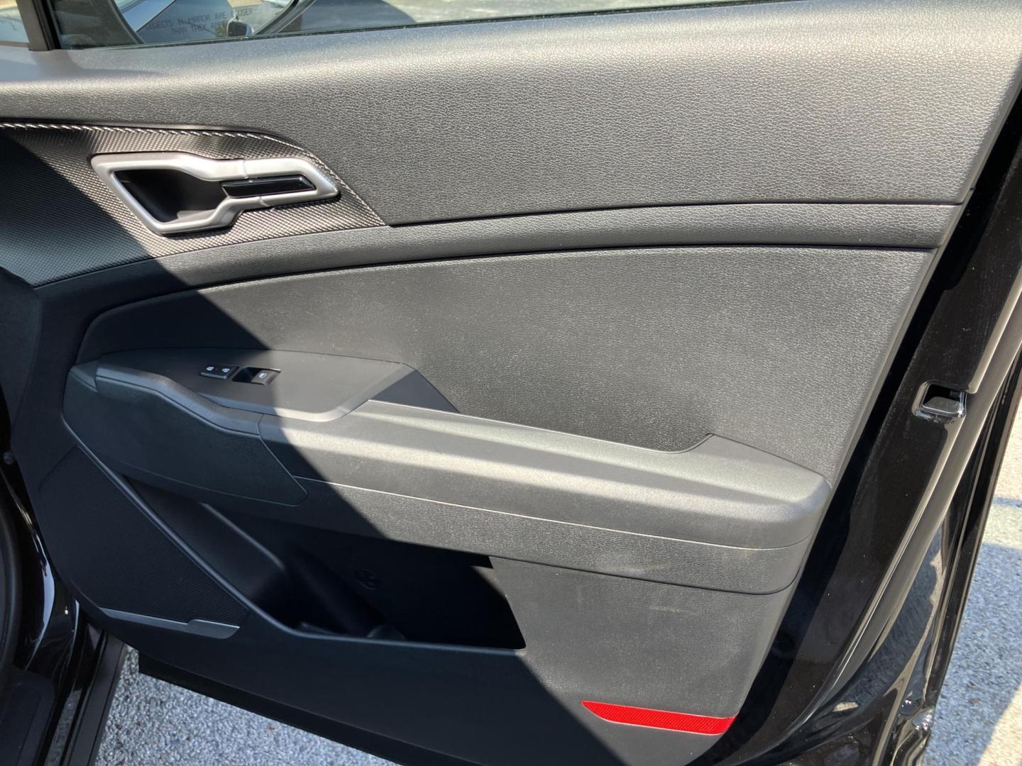 2023 Black /Black Kia Sportage LX FWD (KNDPU3AF7P7) with an 2.5L V6 DOHC 24V engine, 8A transmission, located at 1842 Wirt Road, Houston, TX, 77055, (713) 973-3903, 29.805330, -95.484787 - Photo#13
