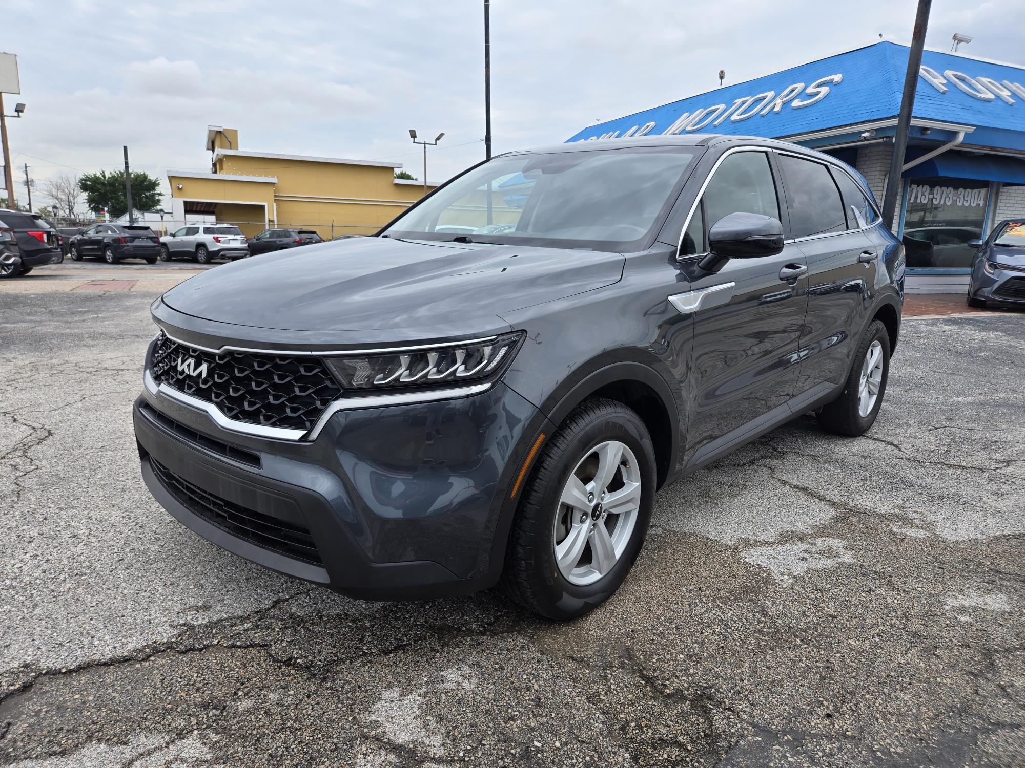 photo of 2022 Kia Sorento LX 2WD