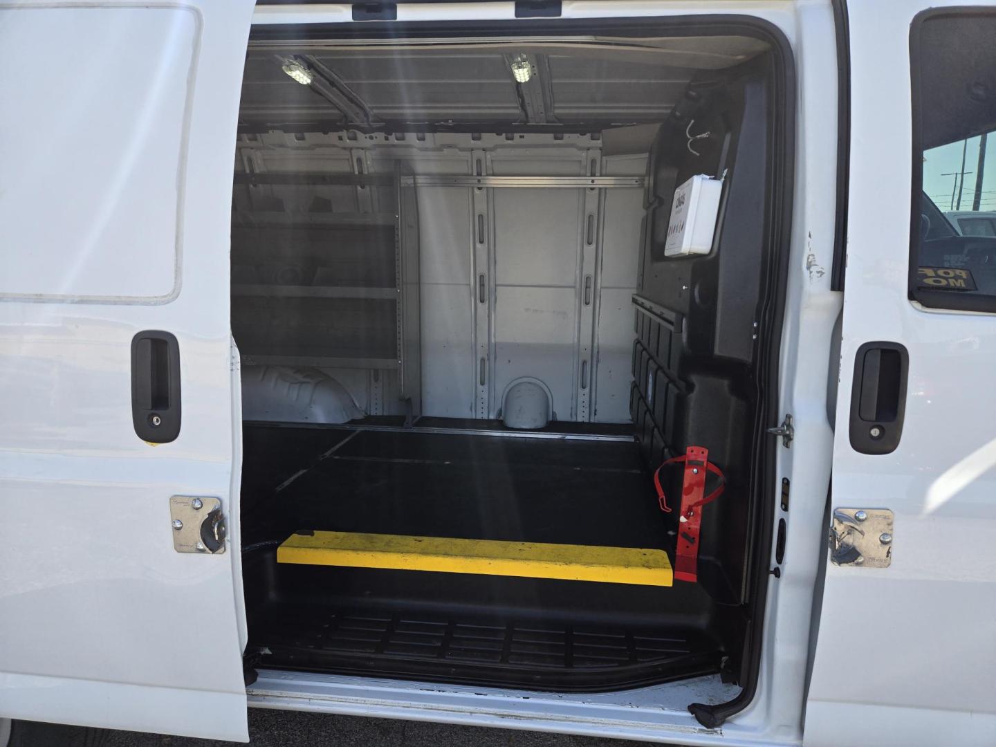 2020 White Chevrolet Express 2500 Cargo (1GCWGAFP7L1) with an 4.3L V6 engine, 6A transmission, located at 1842 Wirt Road, Houston, TX, 77055, (713) 973-3903, 29.805330, -95.484787 - Photo#13