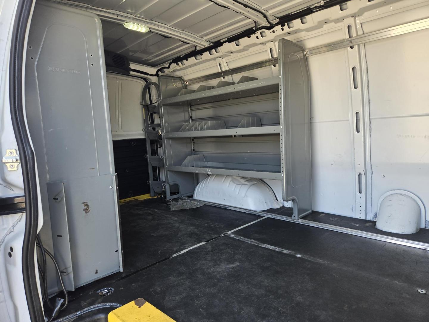 2020 White Chevrolet Express 2500 Cargo (1GCWGAFP7L1) with an 4.3L V6 engine, 6A transmission, located at 1842 Wirt Road, Houston, TX, 77055, (713) 973-3903, 29.805330, -95.484787 - Photo#14