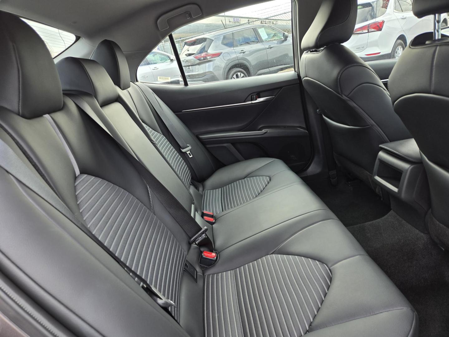 2024 Gray /Black Toyota Camry SE (4T1G11AK7RU) with an 2.5L L4 DOHC 16V engine, 8A transmission, located at 1842 Wirt Road, Houston, TX, 77055, (713) 973-3903, 29.805330, -95.484787 - Photo#14