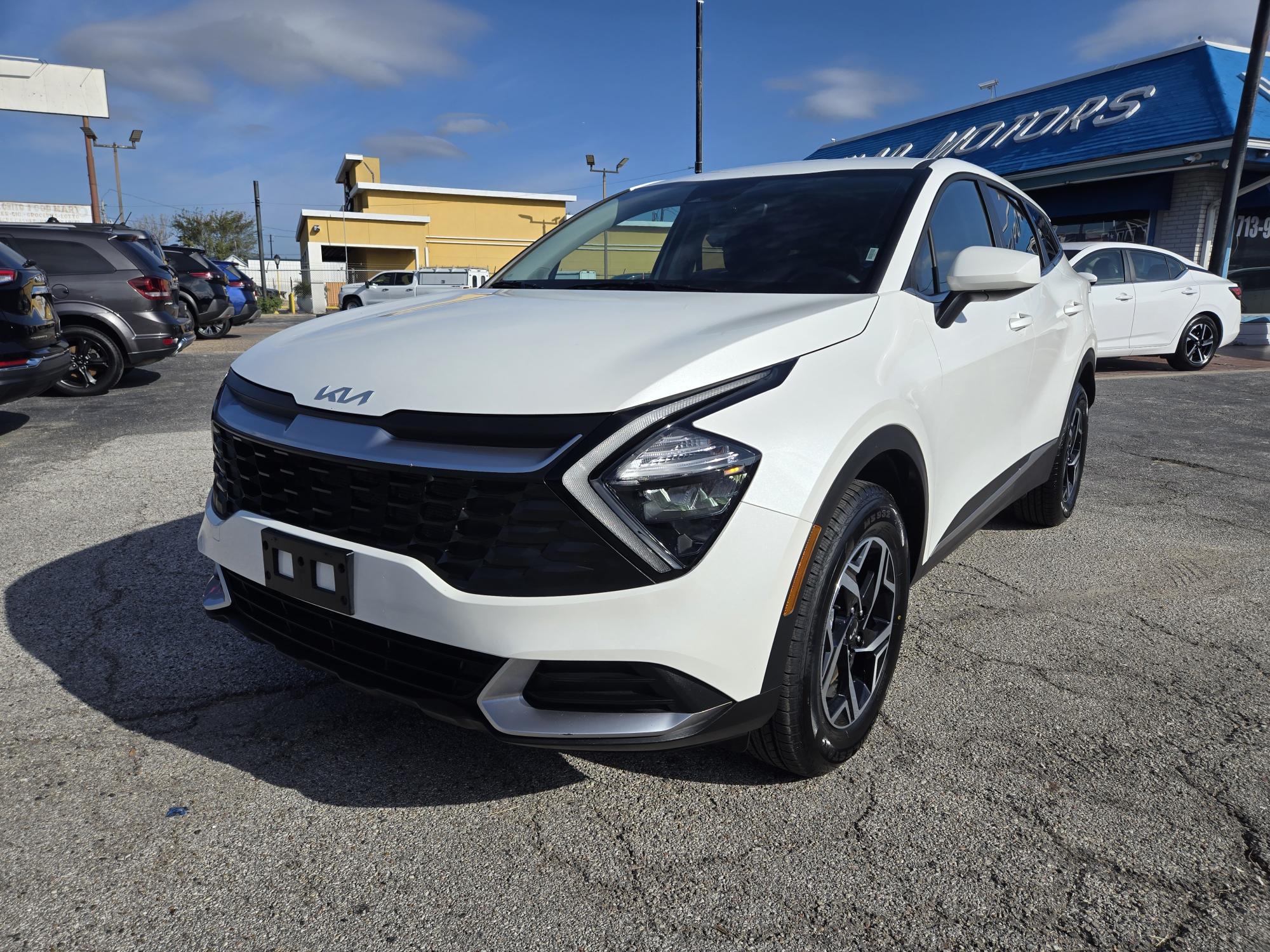 photo of 2023 Kia Sportage LX AWD