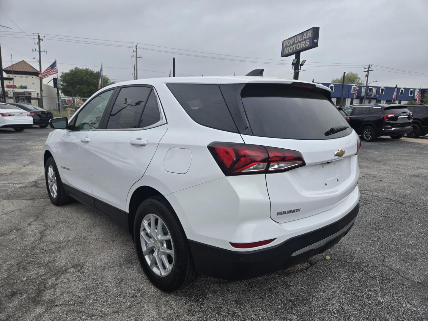 2023 White /Gray Chevrolet Equinox LT Fleet AWD (3GNAXTEG3PL) with an 1.5L L4 DOHC 16V TURBO engine, 6A transmission, located at 1842 Wirt Road, Houston, TX, 77055, (713) 973-3903, 29.805330, -95.484787 - Photo#2